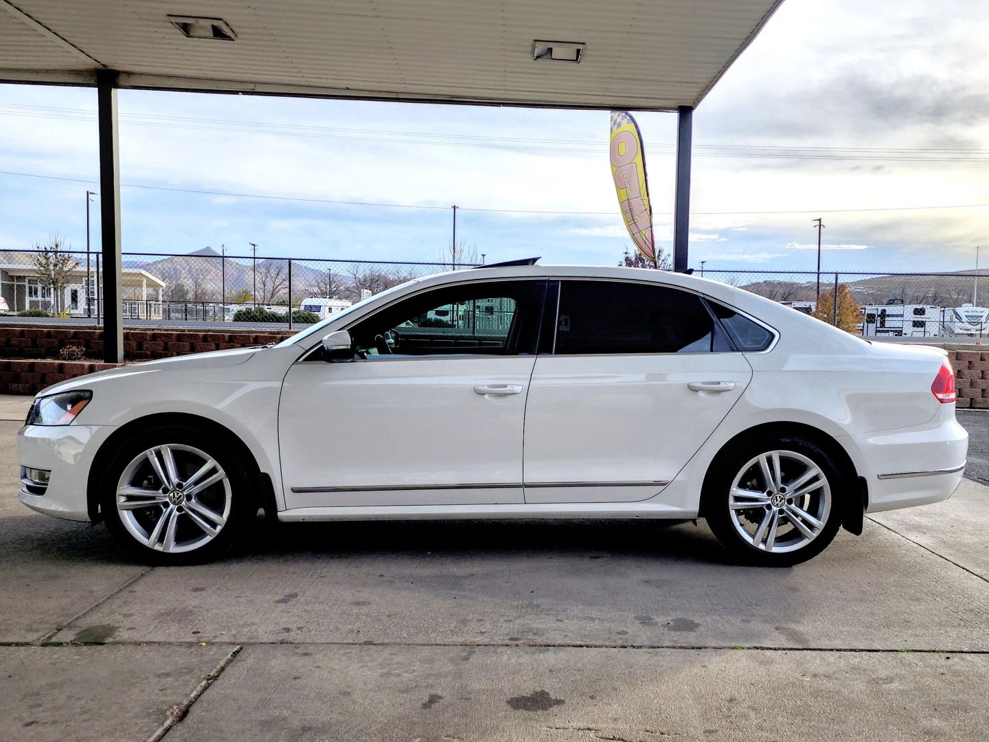 volkswagen passat 2015 1VWCV7A34FC074607 image volkswagen passat 2015 1VWCV7A34FC074607 image