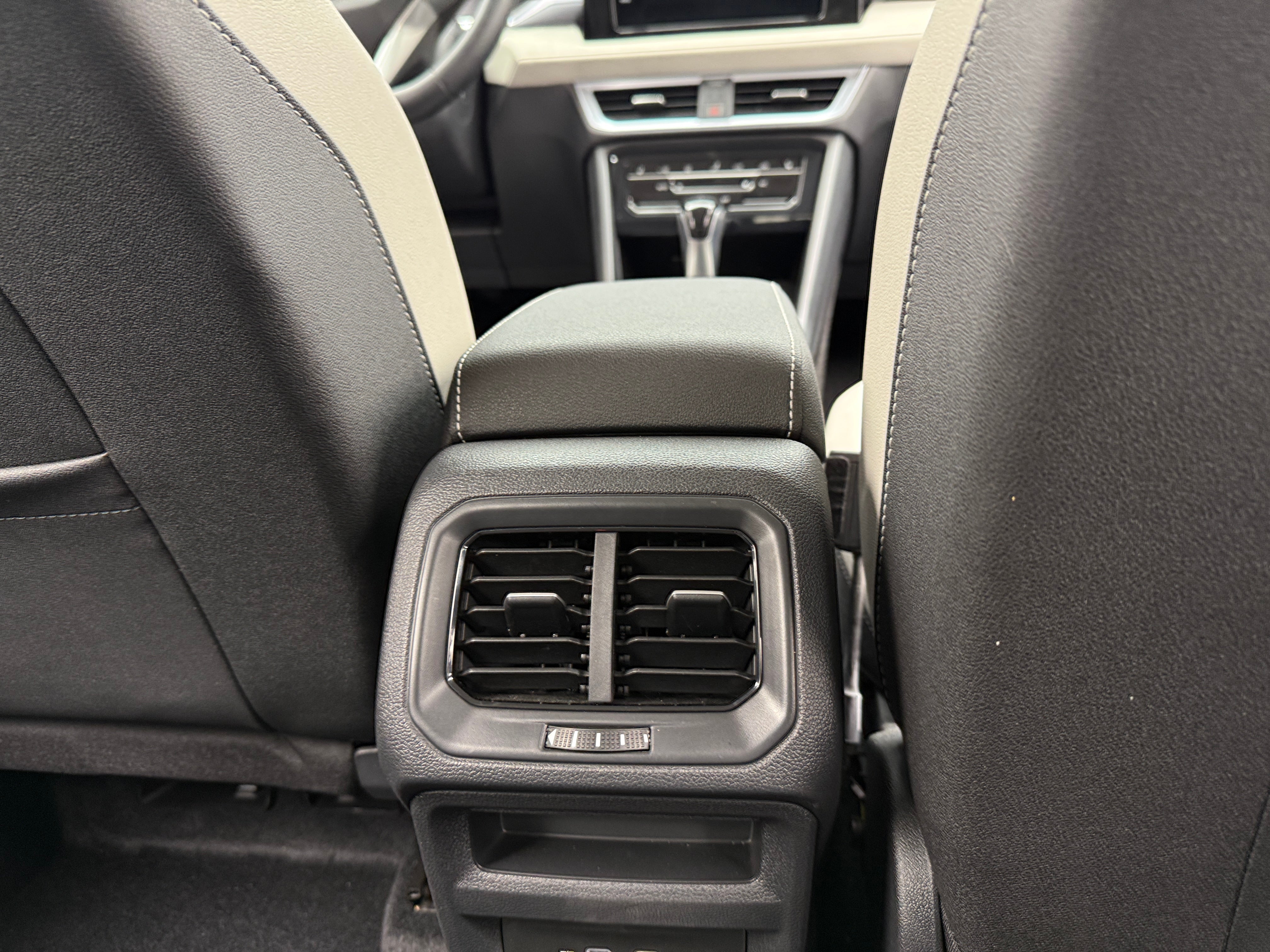volkswagen taos 2026 3VVSC7B28TM009152 image volkswagen taos 2026 3VVSC7B28TM009152 image