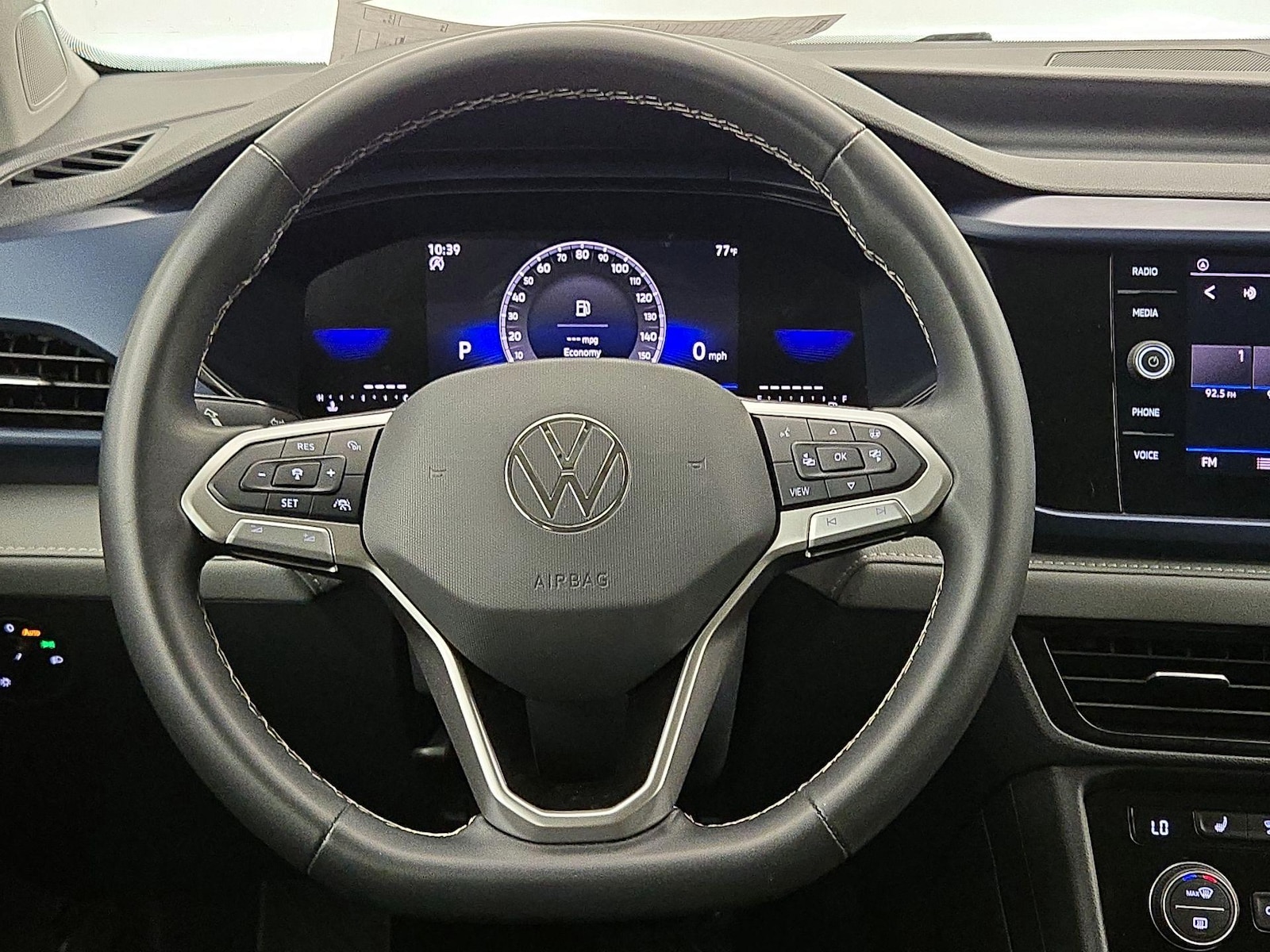 volkswagen taos 2024 3VVSX7B24RM047796 image volkswagen taos 2024 3VVSX7B24RM047796 image