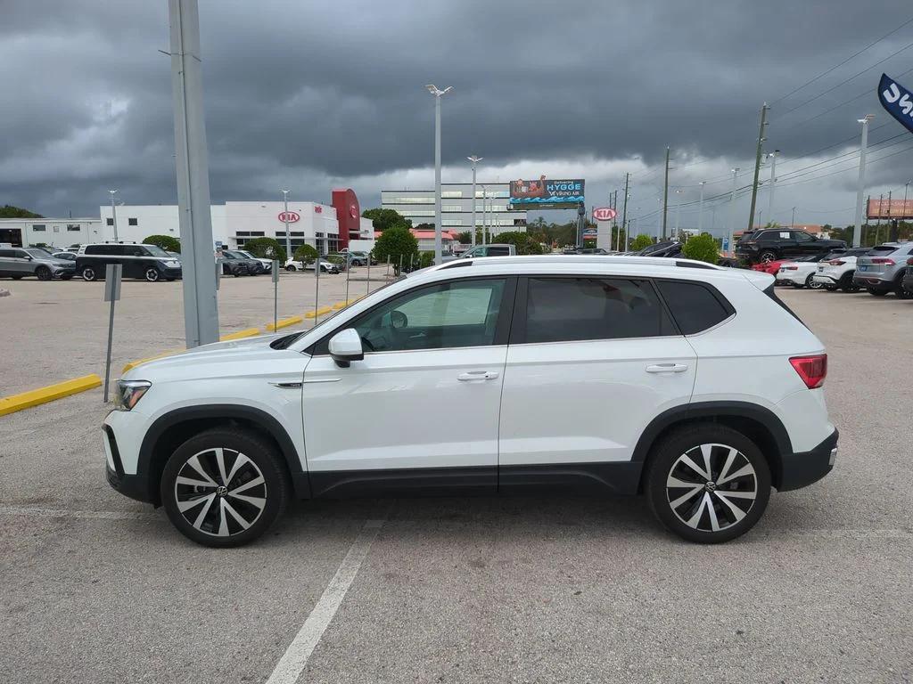 volkswagen taos 2024 3VVSX7B2XRM042666 image volkswagen taos 2024 3VVSX7B2XRM042666 image