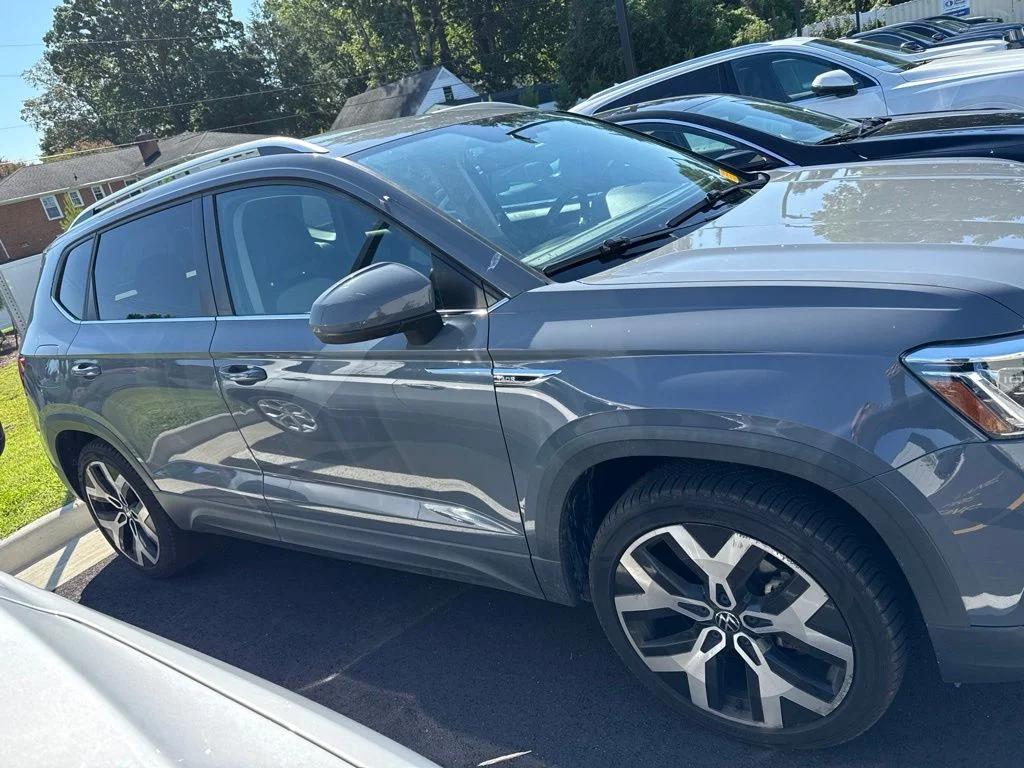 volkswagen taos 2022 3VVJX7B28NM035768 image volkswagen taos 2022 3VVJX7B28NM035768 image
