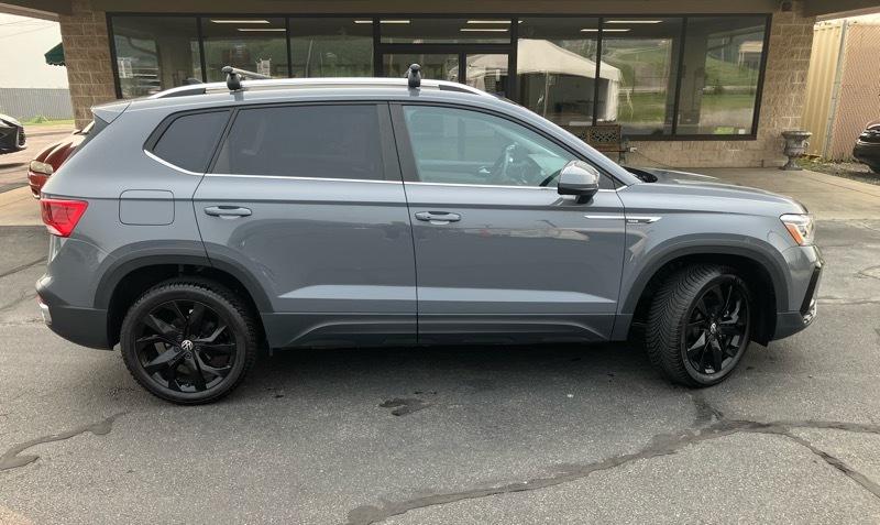 volkswagen taos 2022 3VV1X7B22NM004077 image volkswagen taos 2022 3VV1X7B22NM004077 image