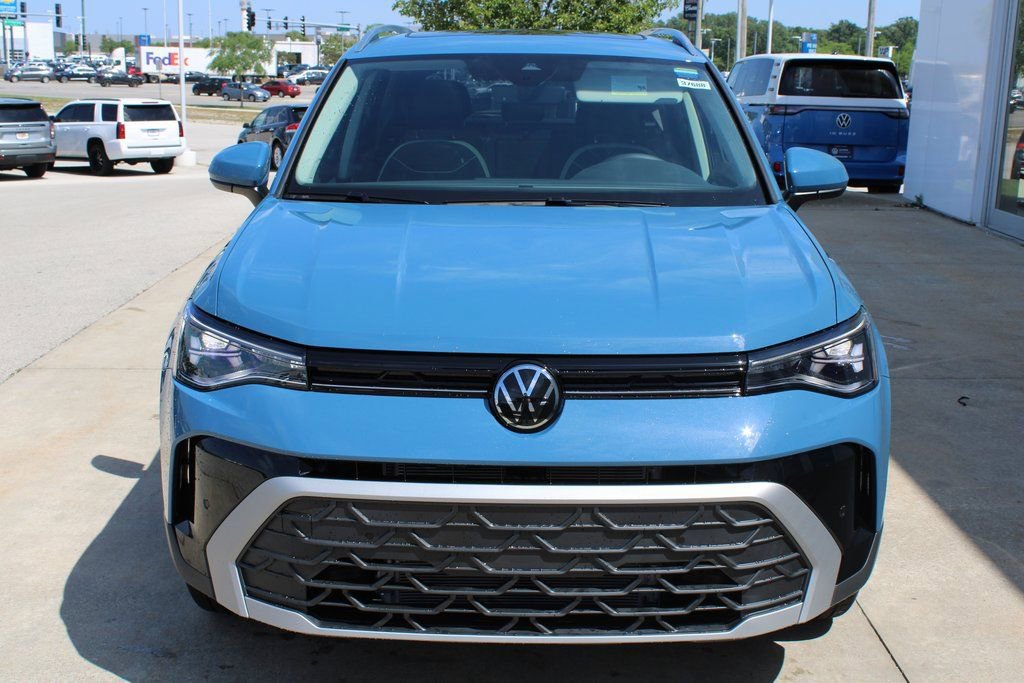 volkswagen taos 2025 3VVVC7B2XSM054587 image volkswagen taos 2025 3VVVC7B2XSM054587 image