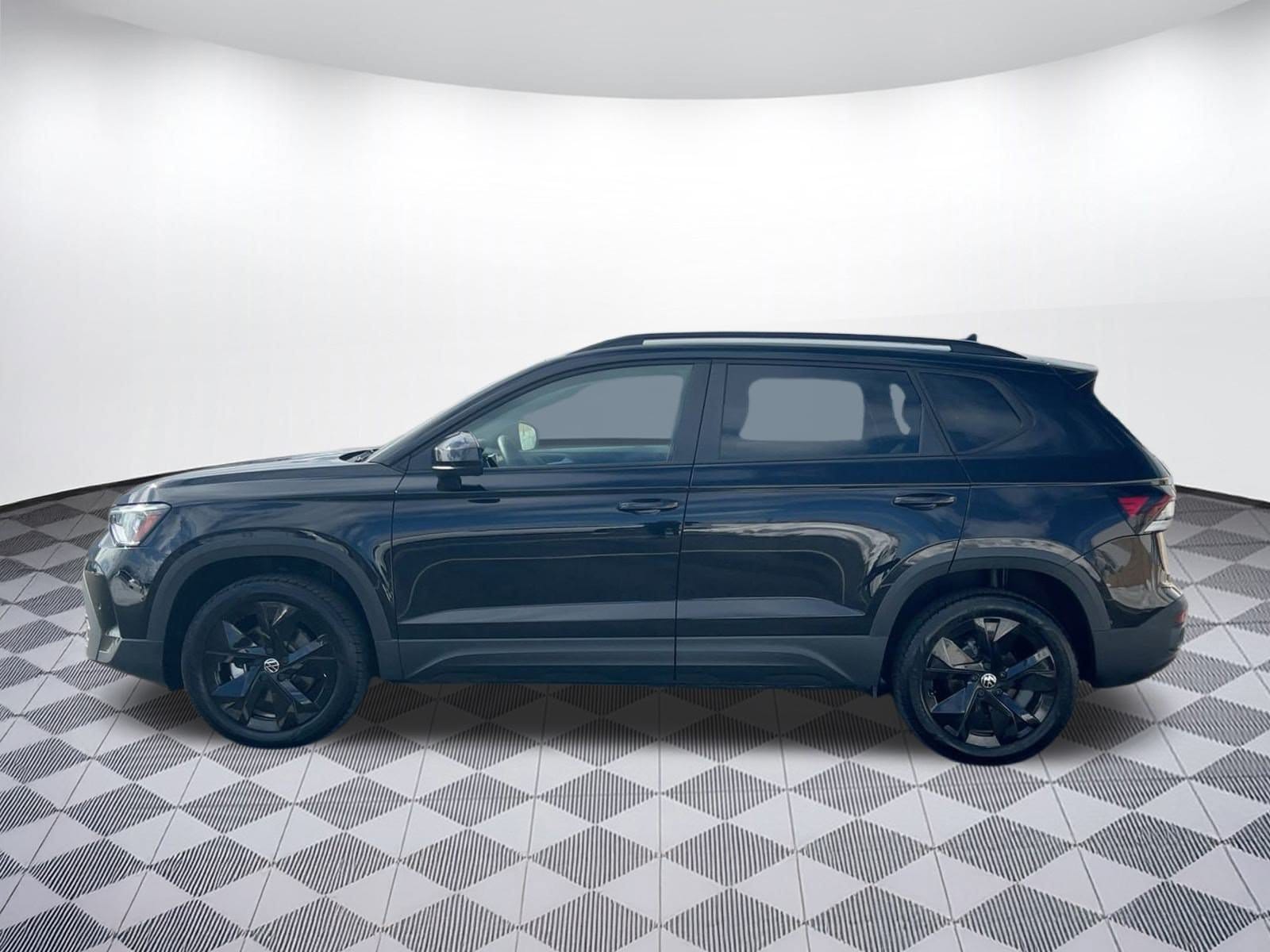 volkswagen taos 2025 3VV3C7B22SM007562 image volkswagen taos 2025 3VV3C7B22SM007562 image
