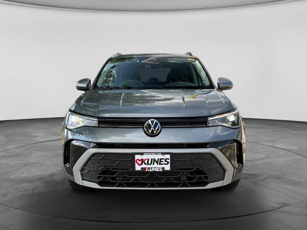 volkswagen taos 2025 3VVUC7B25SM014106 image volkswagen taos 2025 3VVUC7B25SM014106 image