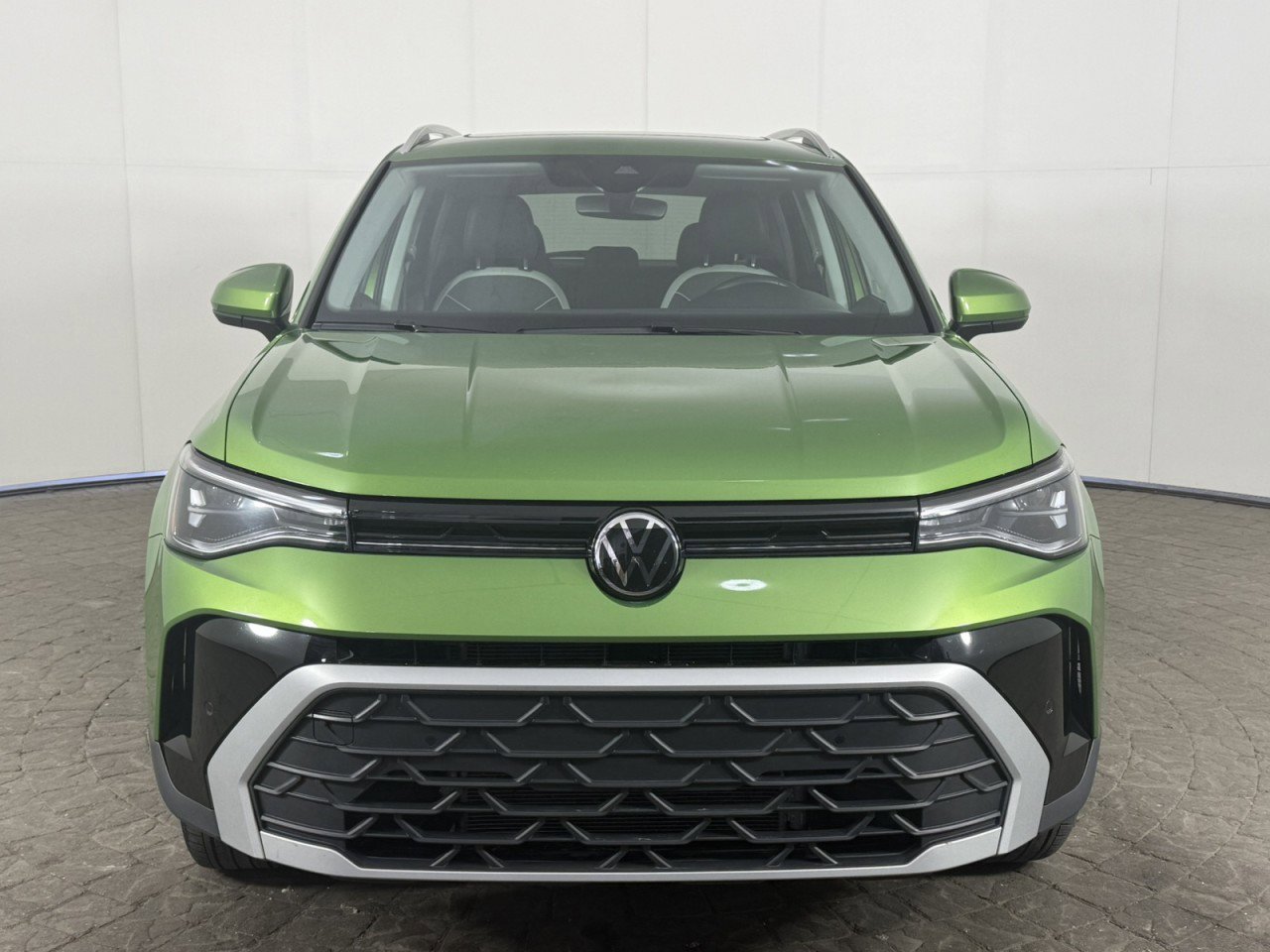 volkswagen taos 2025 3VVVC7B29SM042303 image volkswagen taos 2025 3VVVC7B29SM042303 image