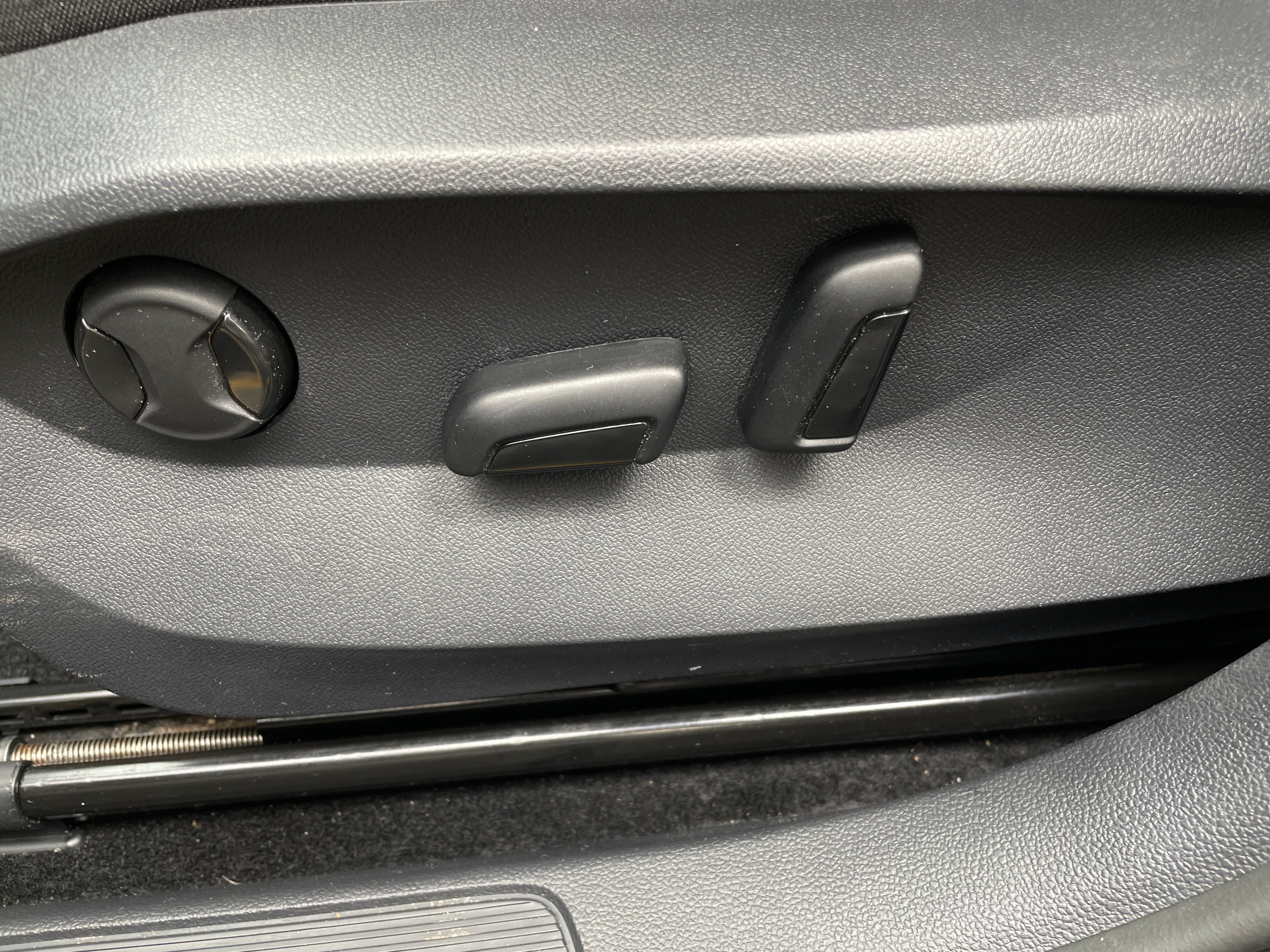 volkswagen taos 2025 3VVSC7B22SM011574 image volkswagen taos 2025 3VVSC7B22SM011574 image