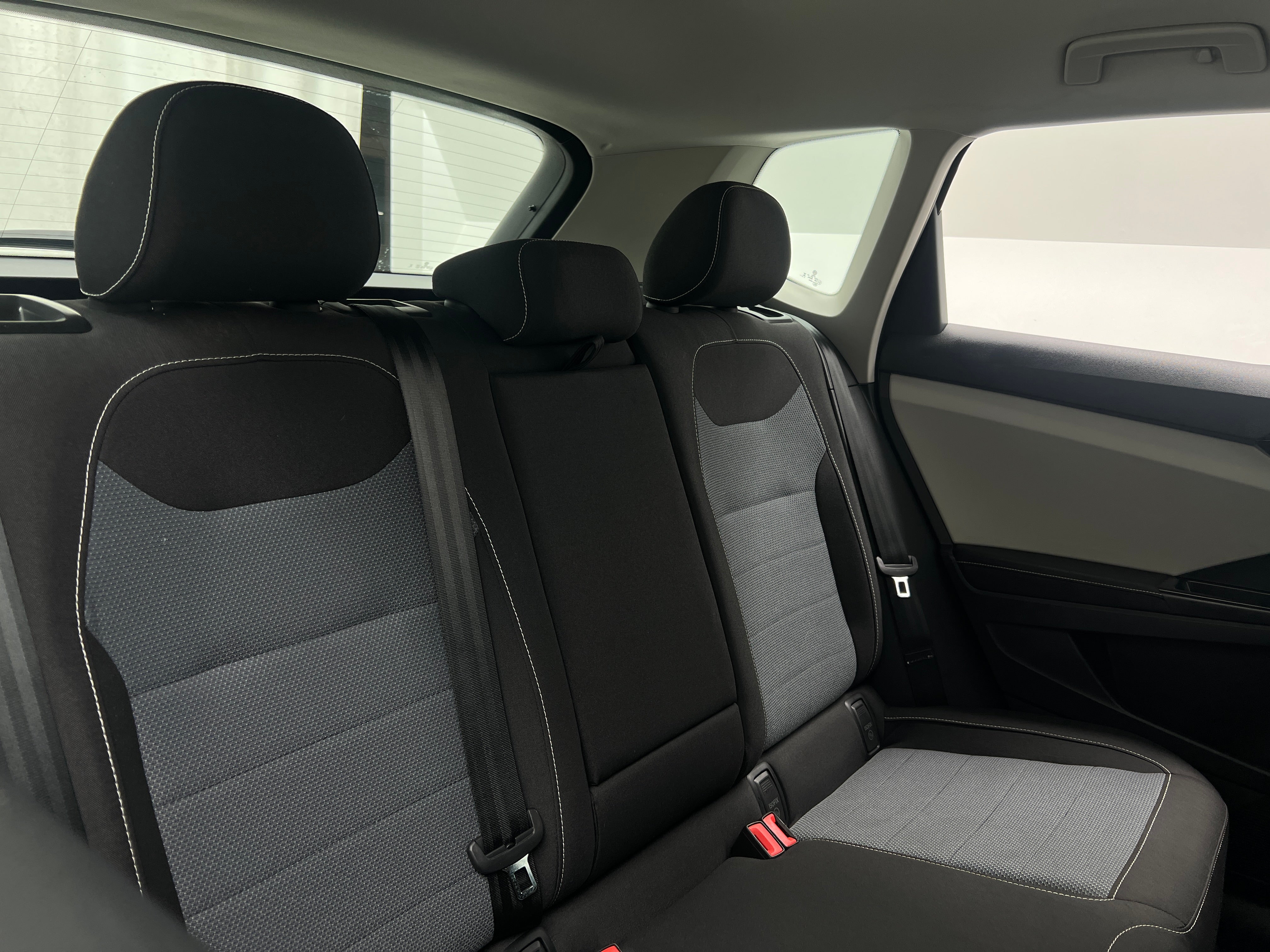 volkswagen taos 2025 3VV8C7B2XSM007640 image volkswagen taos 2025 3VV8C7B2XSM007640 image