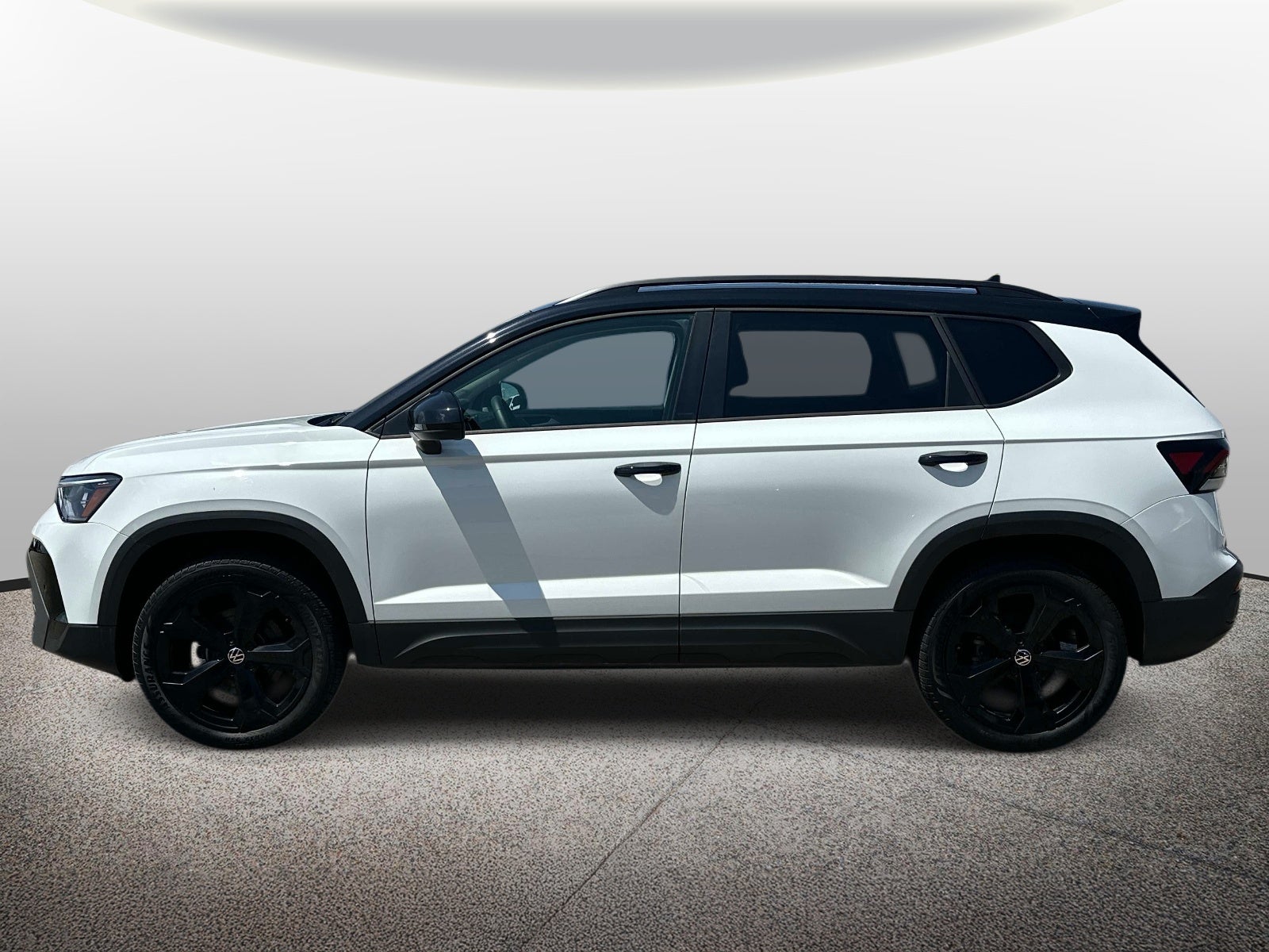 volkswagen taos 2025 3VV2C7B27SM064240 image volkswagen taos 2025 3VV2C7B27SM064240 image