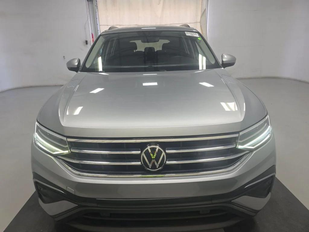 volkswagen tiguan 2023 3VVRB7AX0PM119567 image volkswagen tiguan 2023 3VVRB7AX0PM119567 image