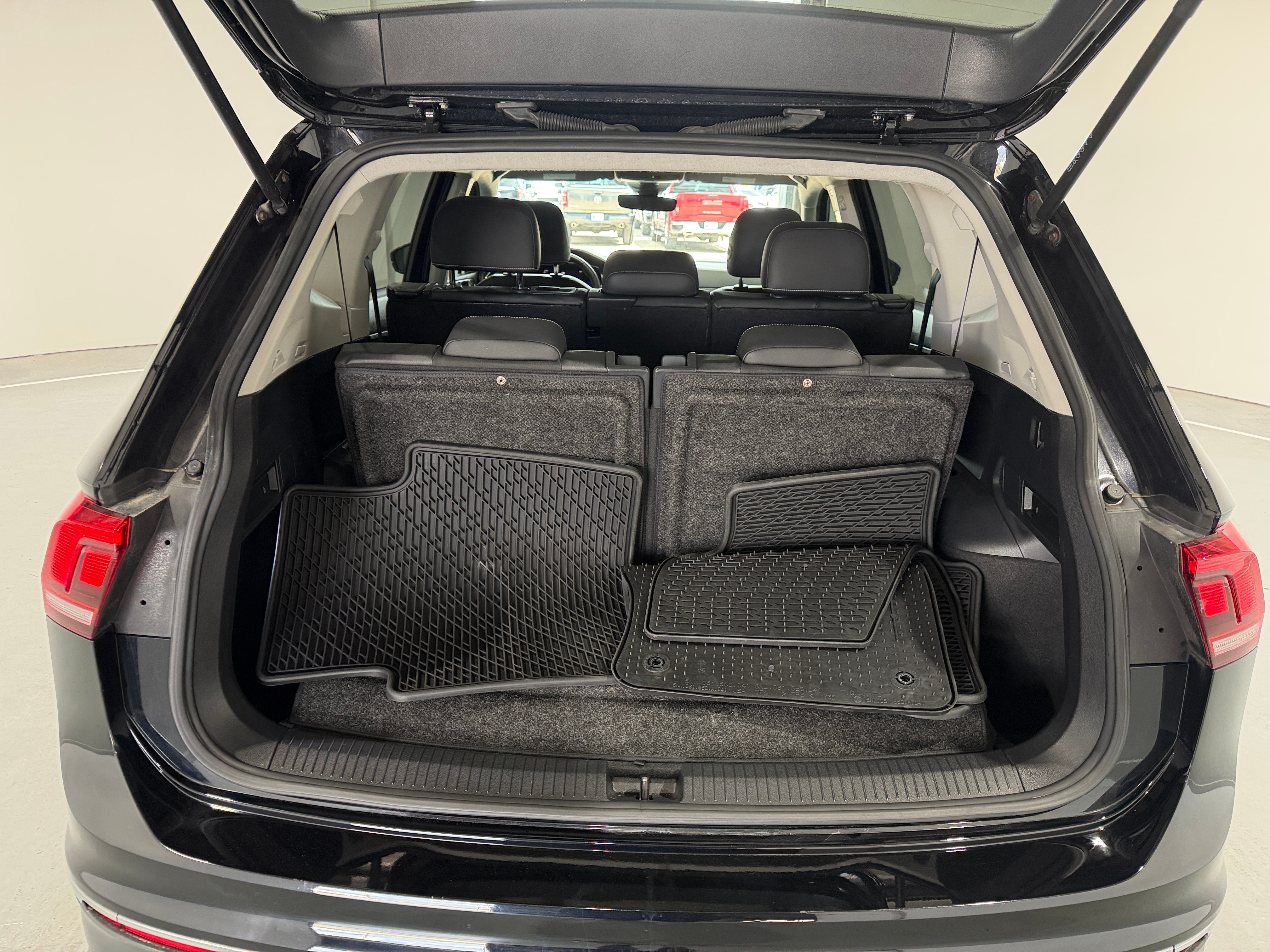 volkswagen tiguan 2023 3VV3B7AX6PM017969 image volkswagen tiguan 2023 3VV3B7AX6PM017969 image