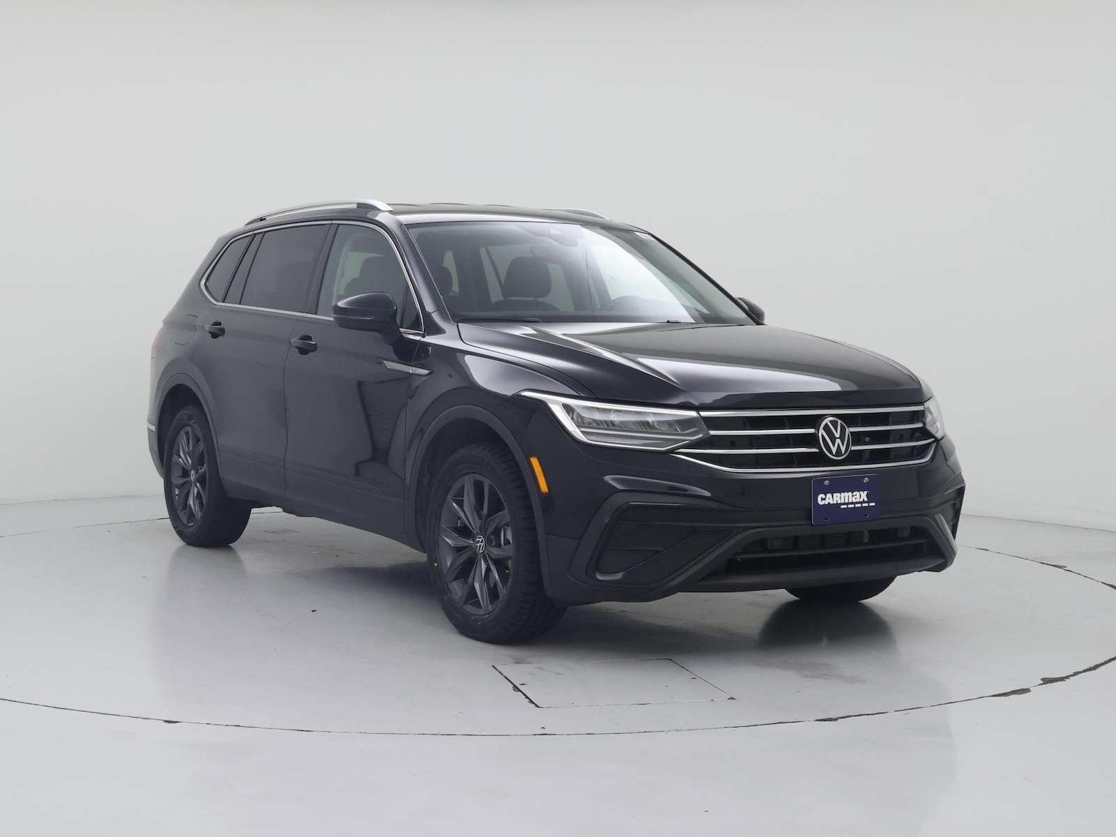 volkswagen tiguan 2023 3VV3B7AX0PM114651 image volkswagen tiguan 2023 3VV3B7AX0PM114651 image