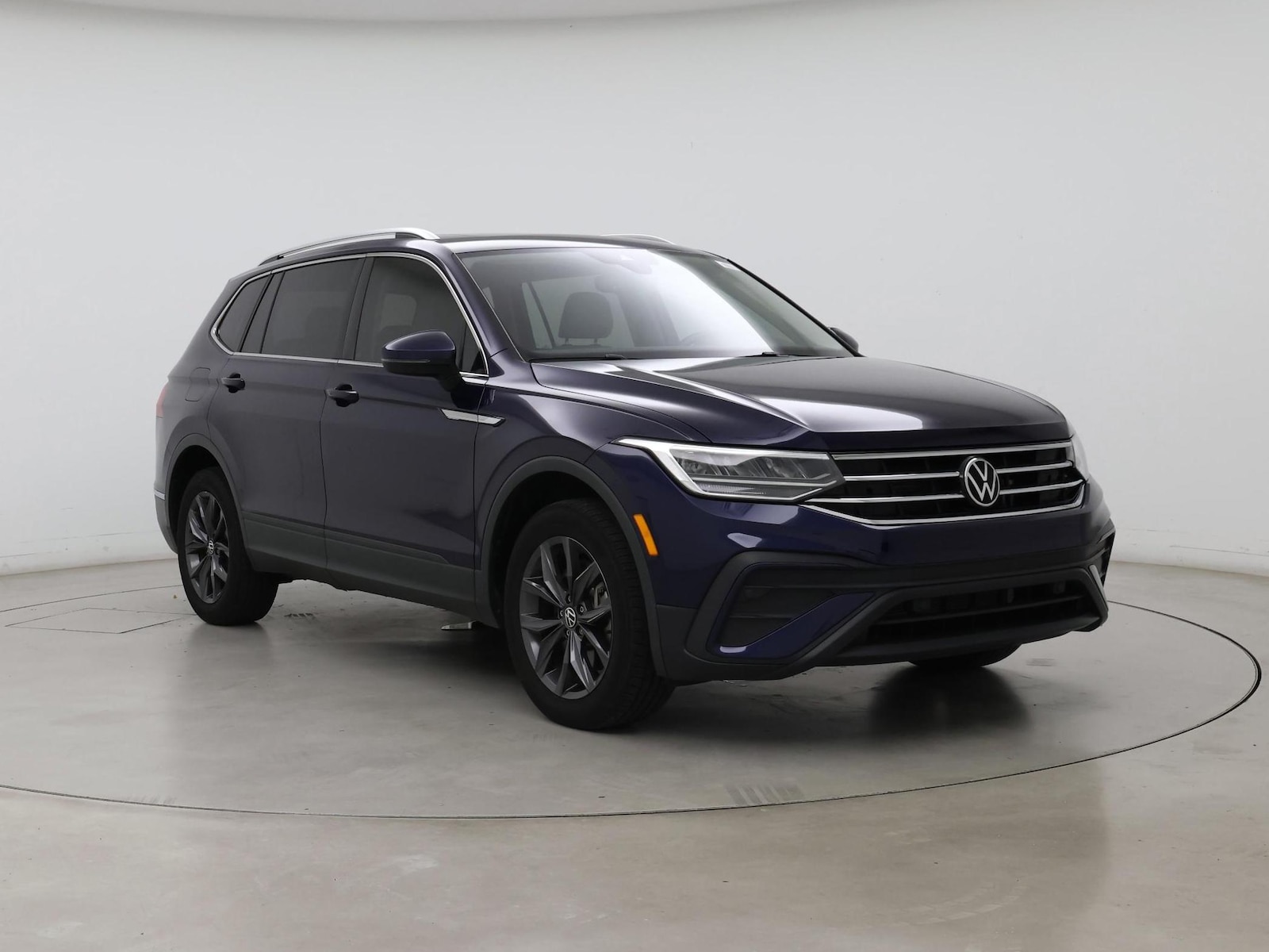volkswagen tiguan 2023 3VVNB7AX7PM100206 image volkswagen tiguan 2023 3VVNB7AX7PM100206 image