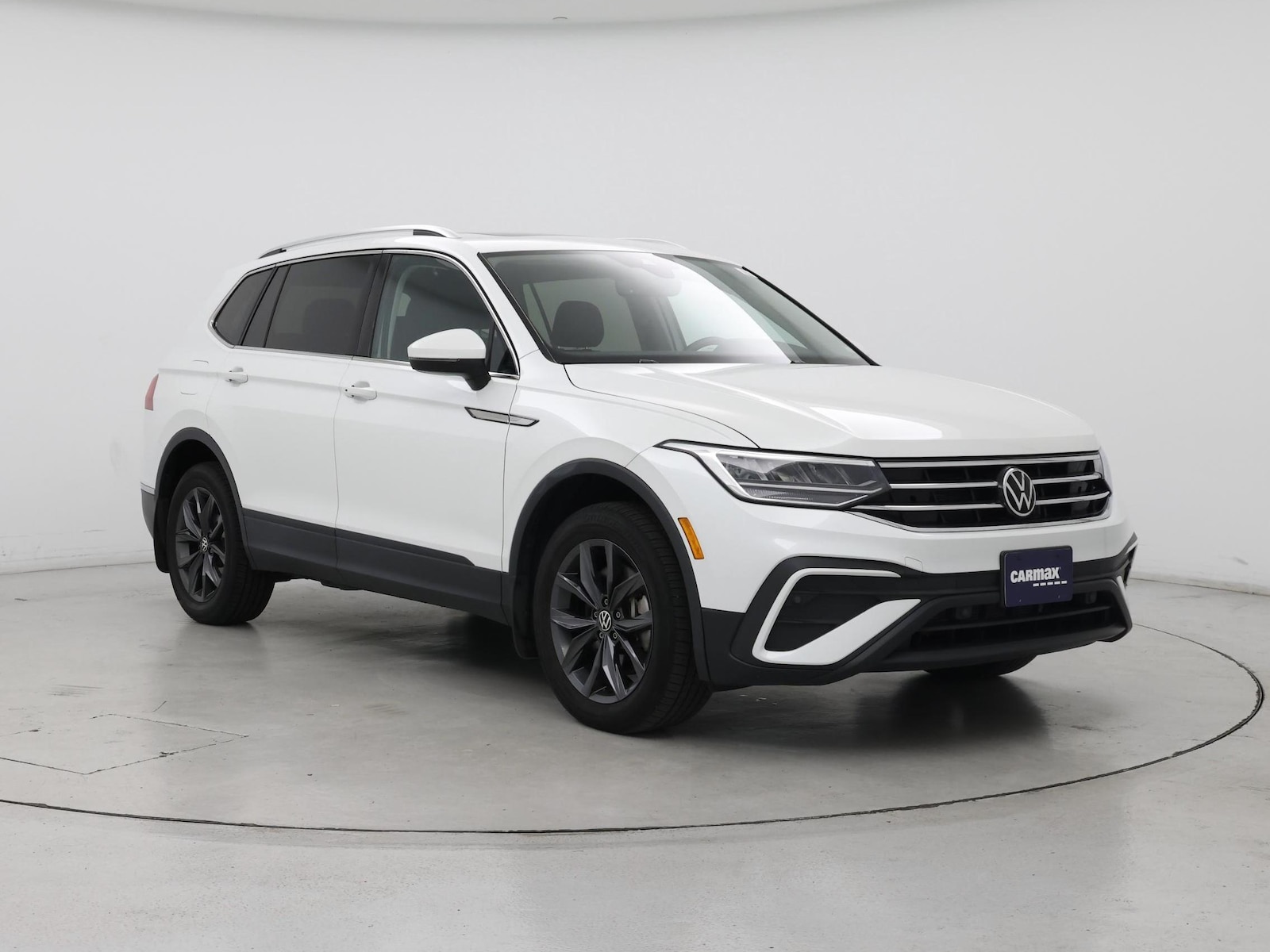 volkswagen tiguan 2023 3VVNB7AX7PM093368 image volkswagen tiguan 2023 3VVNB7AX7PM093368 image