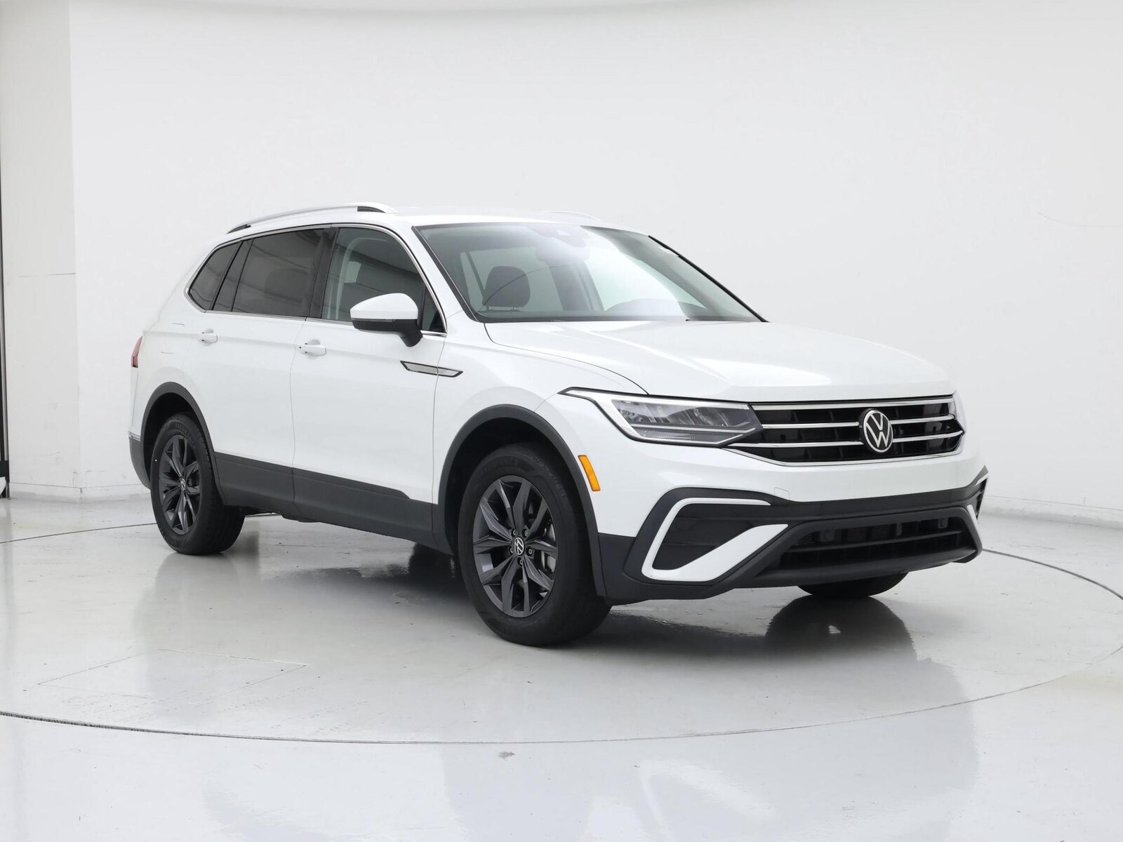 volkswagen tiguan 2023 3VV3B7AX5PM087026 image volkswagen tiguan 2023 3VV3B7AX5PM087026 image