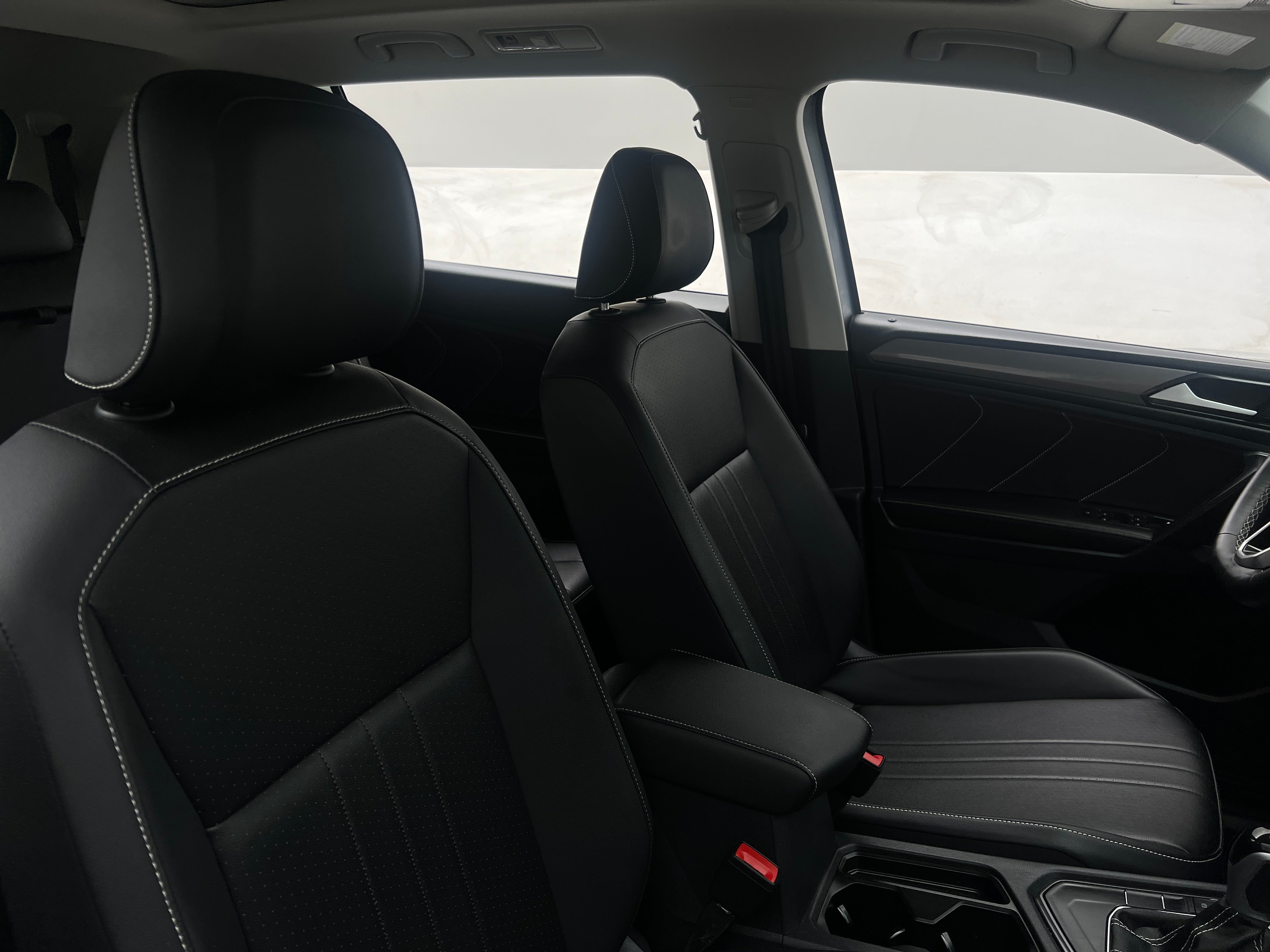 volkswagen tiguan 2023 3VVNB7AX5PM123547 image volkswagen tiguan 2023 3VVNB7AX5PM123547 image