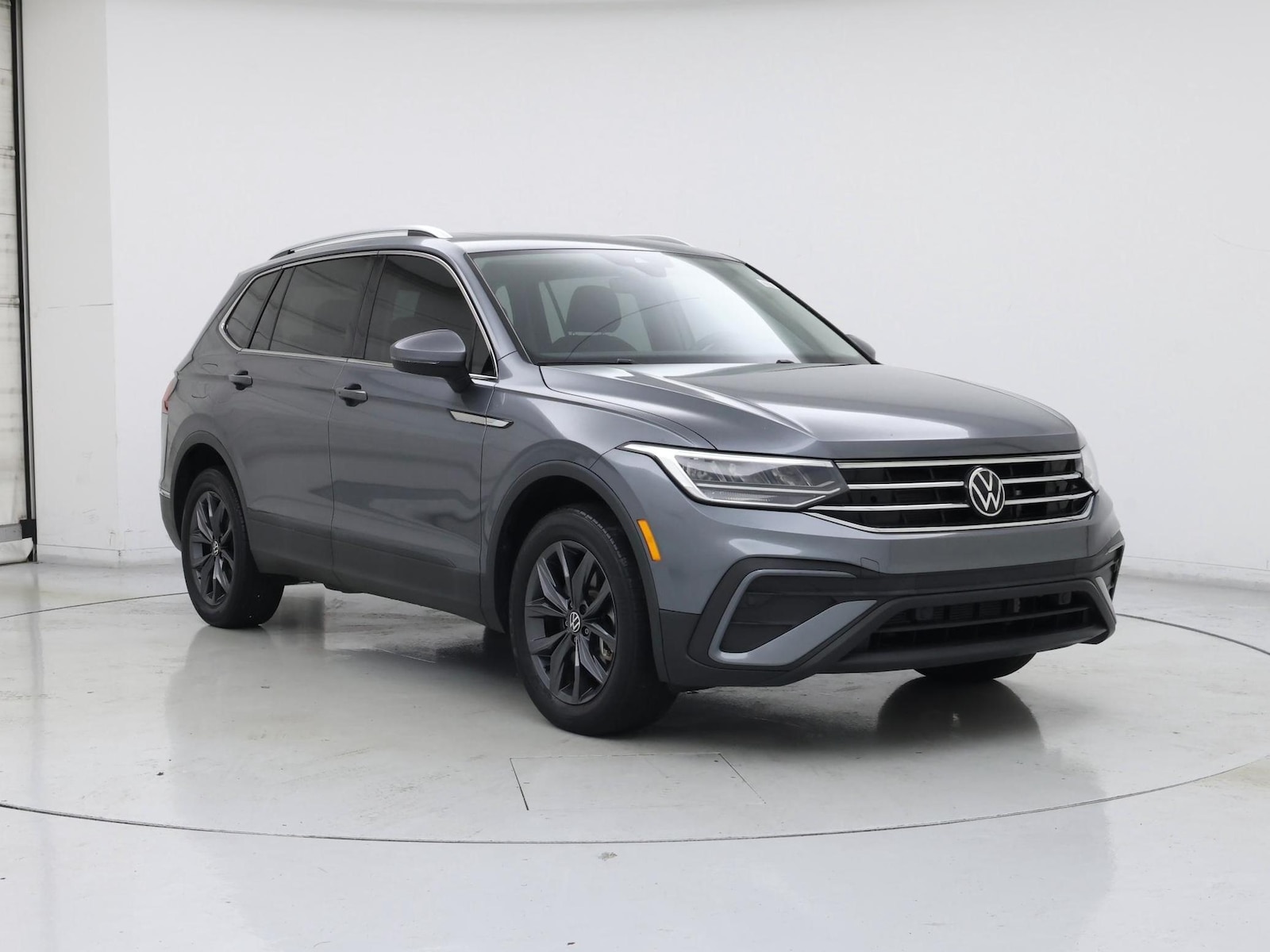 volkswagen tiguan 2023 3VVNB7AX3PM063767 image volkswagen tiguan 2023 3VVNB7AX3PM063767 image