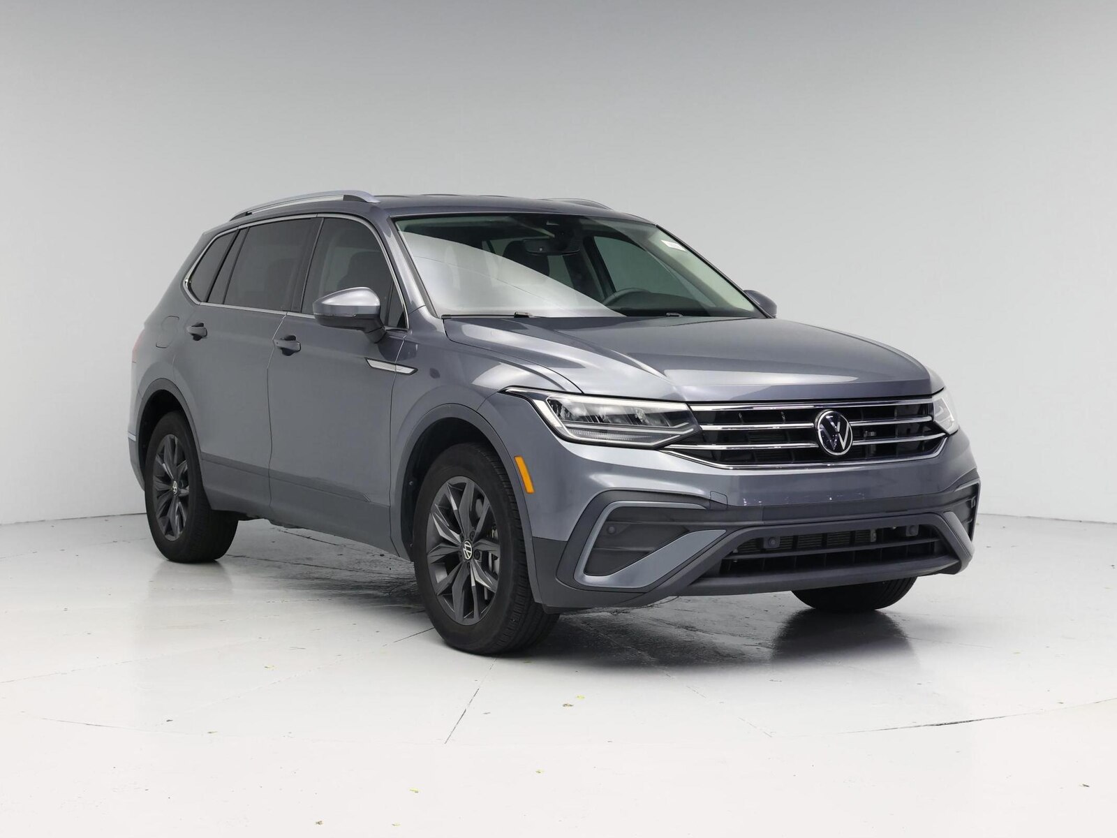 volkswagen tiguan 2023 3VV3B7AX0PM044729 image volkswagen tiguan 2023 3VV3B7AX0PM044729 image