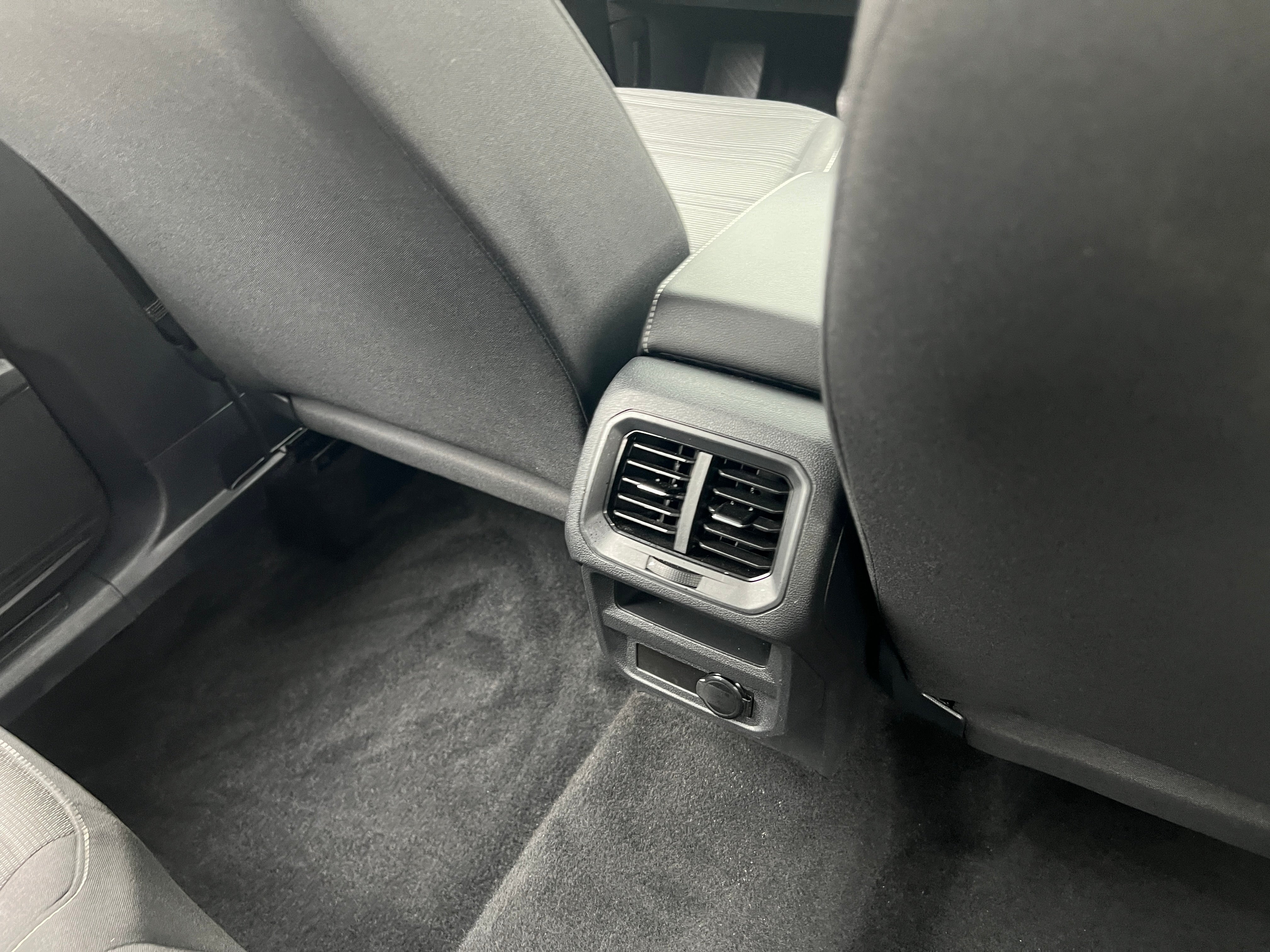 volkswagen tiguan 2023 3VVFB7AX4PM079352 image volkswagen tiguan 2023 3VVFB7AX4PM079352 image
