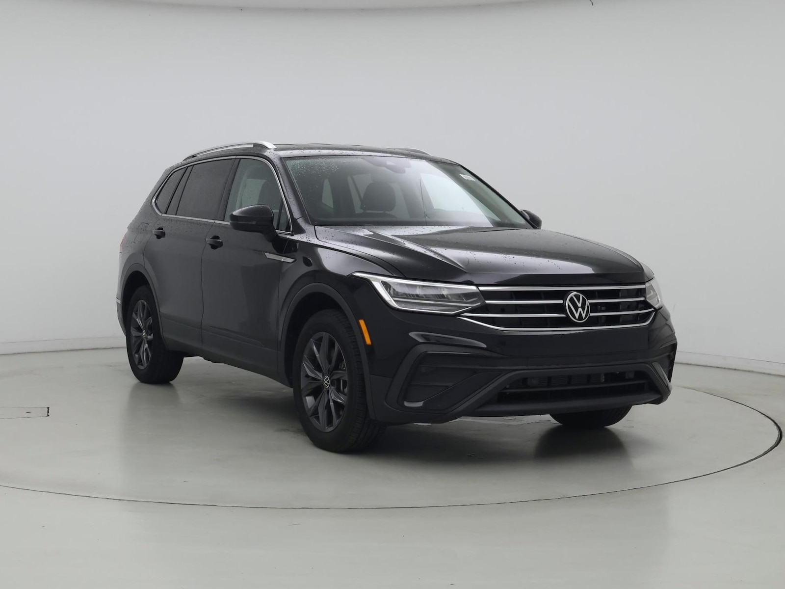 volkswagen tiguan 2023 3VV3B7AX8PM004754 image volkswagen tiguan 2023 3VV3B7AX8PM004754 image