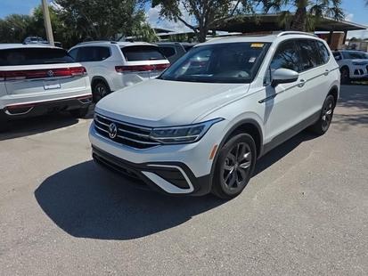 volkswagen tiguan 2023 3VVNB7AX0PM125447 image volkswagen tiguan 2023 3VVNB7AX0PM125447 image