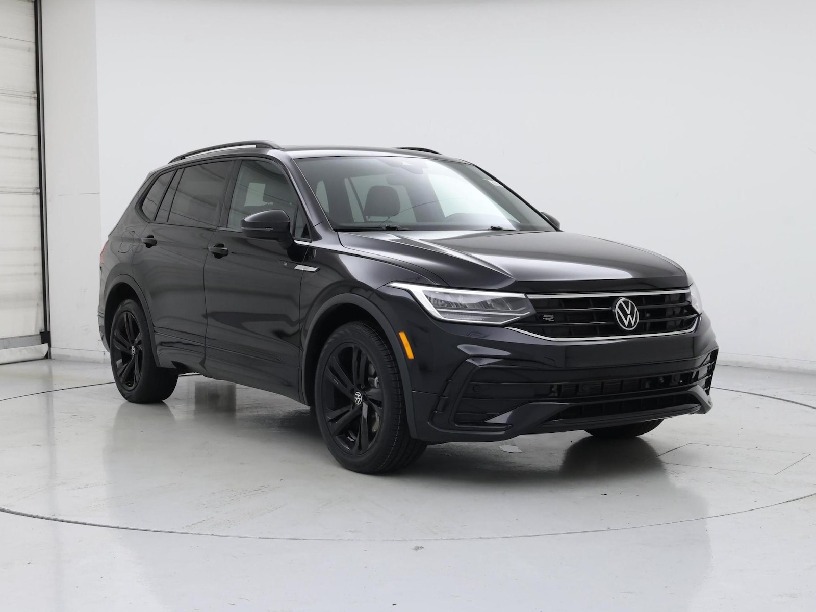 volkswagen tiguan 2023 3VVCB7AX1PM089615 image volkswagen tiguan 2023 3VVCB7AX1PM089615 image