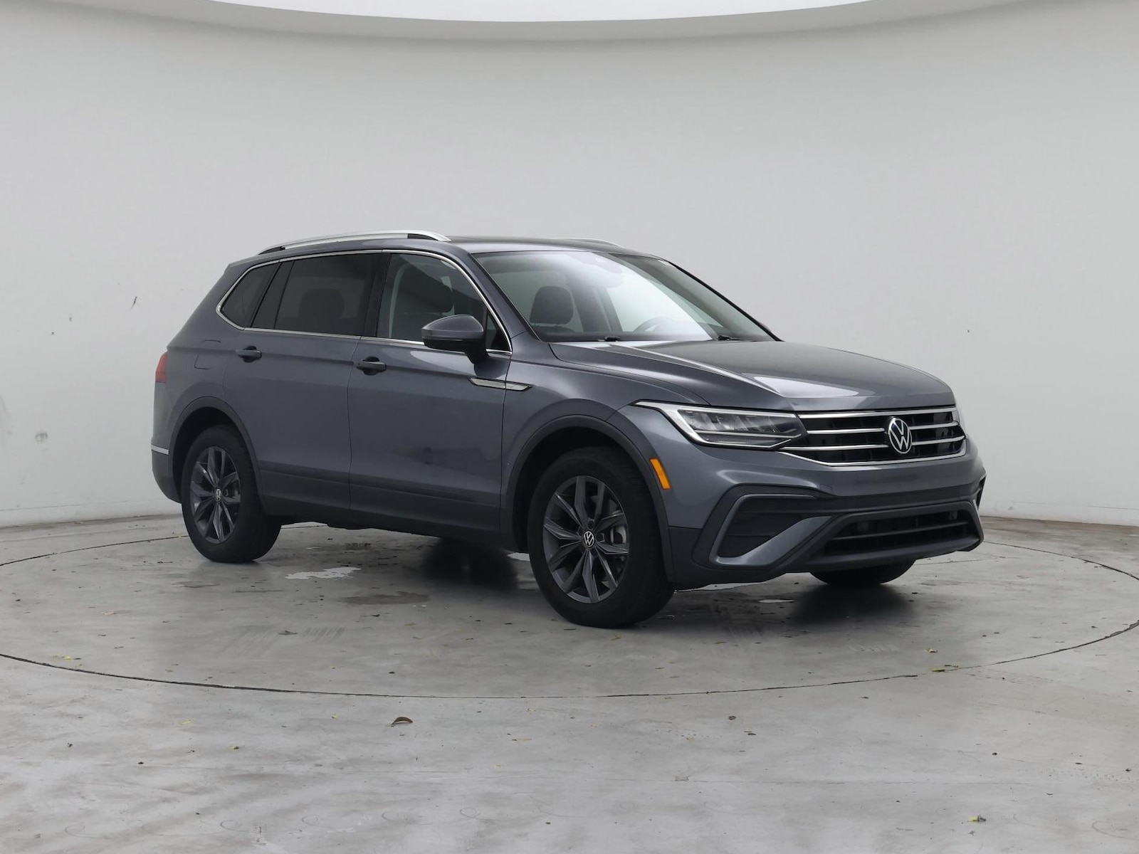 volkswagen tiguan 2023 3VVNB7AX0PM098668 image volkswagen tiguan 2023 3VVNB7AX0PM098668 image