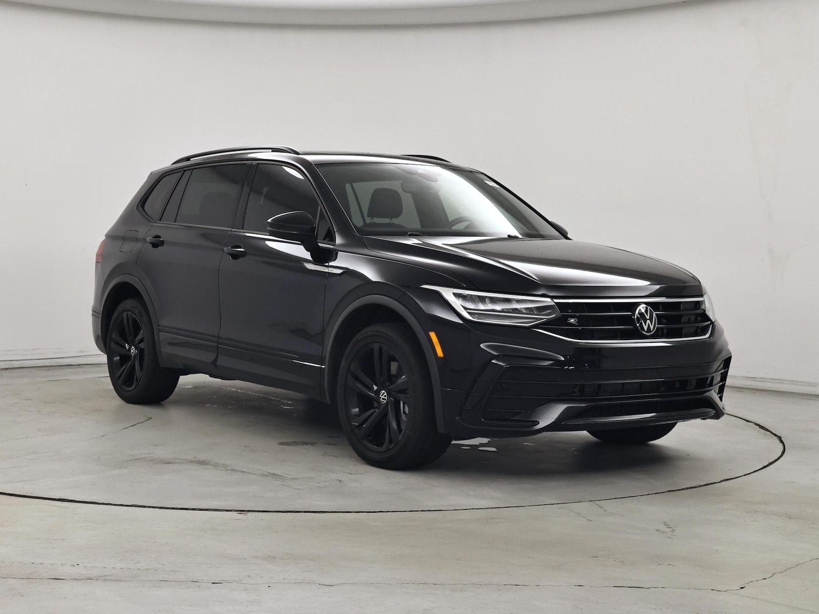 volkswagen tiguan 2023 3VVCB7AX8PM090504 image volkswagen tiguan 2023 3VVCB7AX8PM090504 image