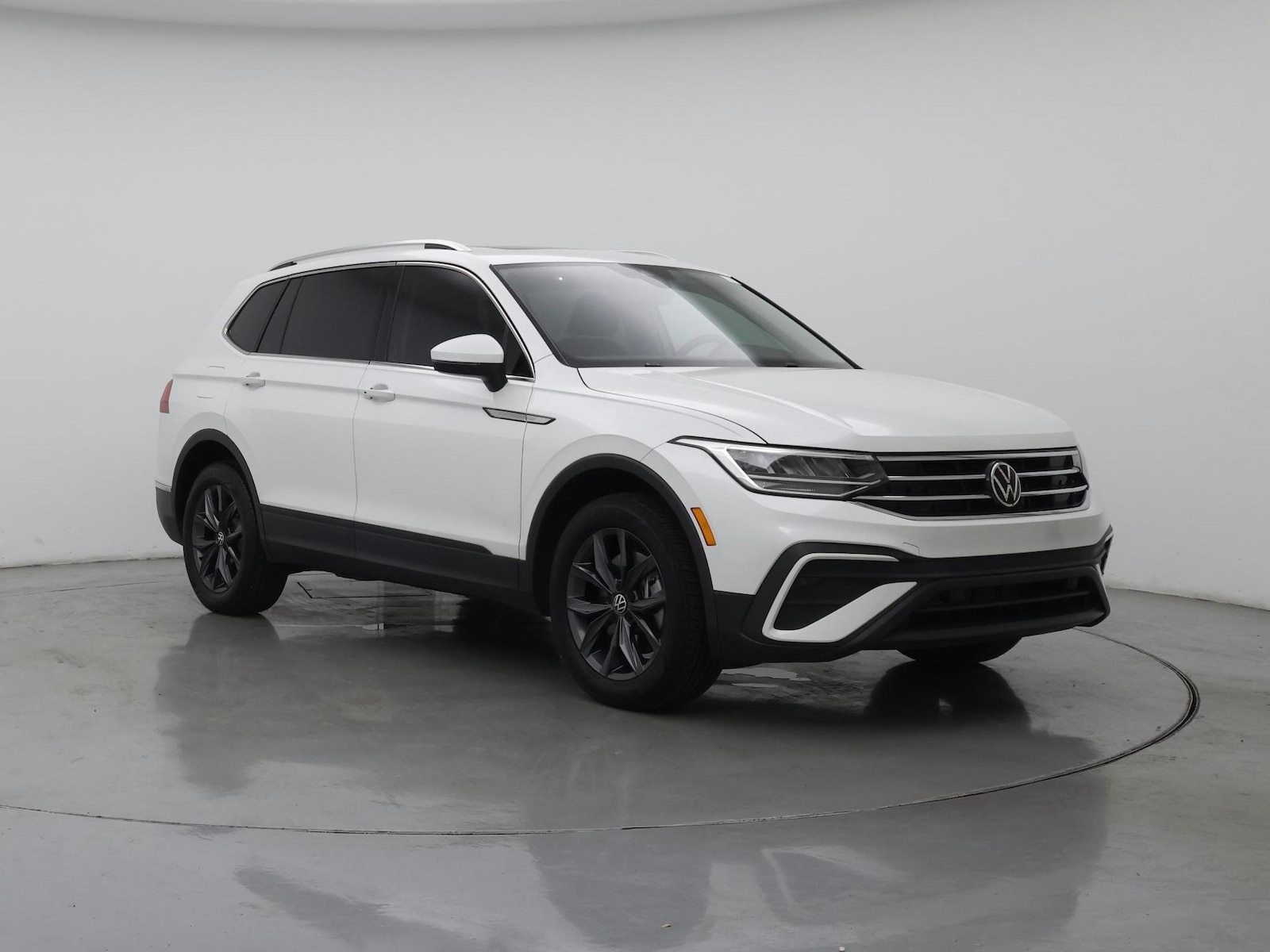volkswagen tiguan 2023 3VVNB7AX7PM021795 image volkswagen tiguan 2023 3VVNB7AX7PM021795 image