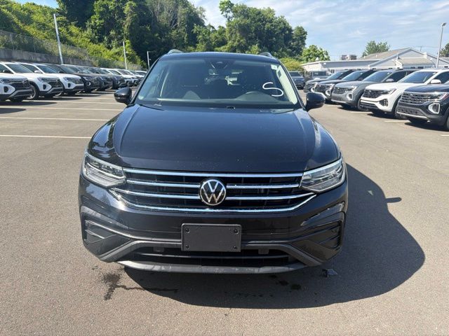 volkswagen tiguan 2023 3VVMB7AX0PM034688 image