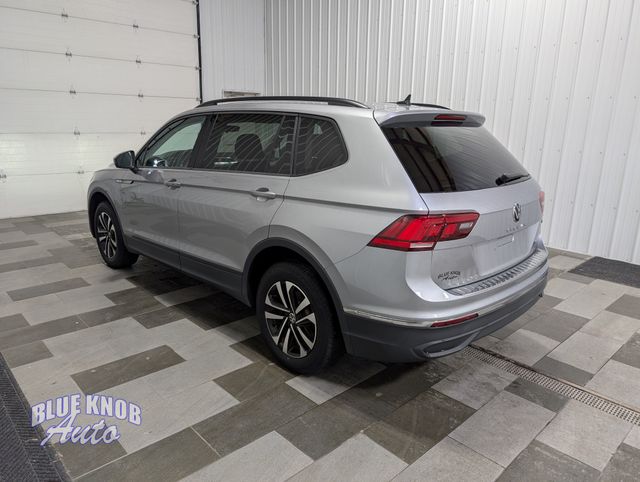 volkswagen tiguan 2023 3VVFB7AX6PM074010 image volkswagen tiguan 2023 3VVFB7AX6PM074010 image