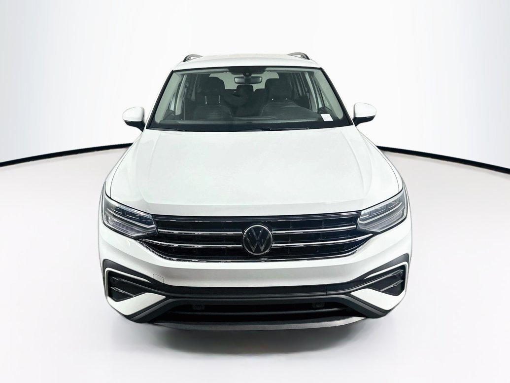 volkswagen tiguan 2023 3VVRB7AX0PM075019 image volkswagen tiguan 2023 3VVRB7AX0PM075019 image