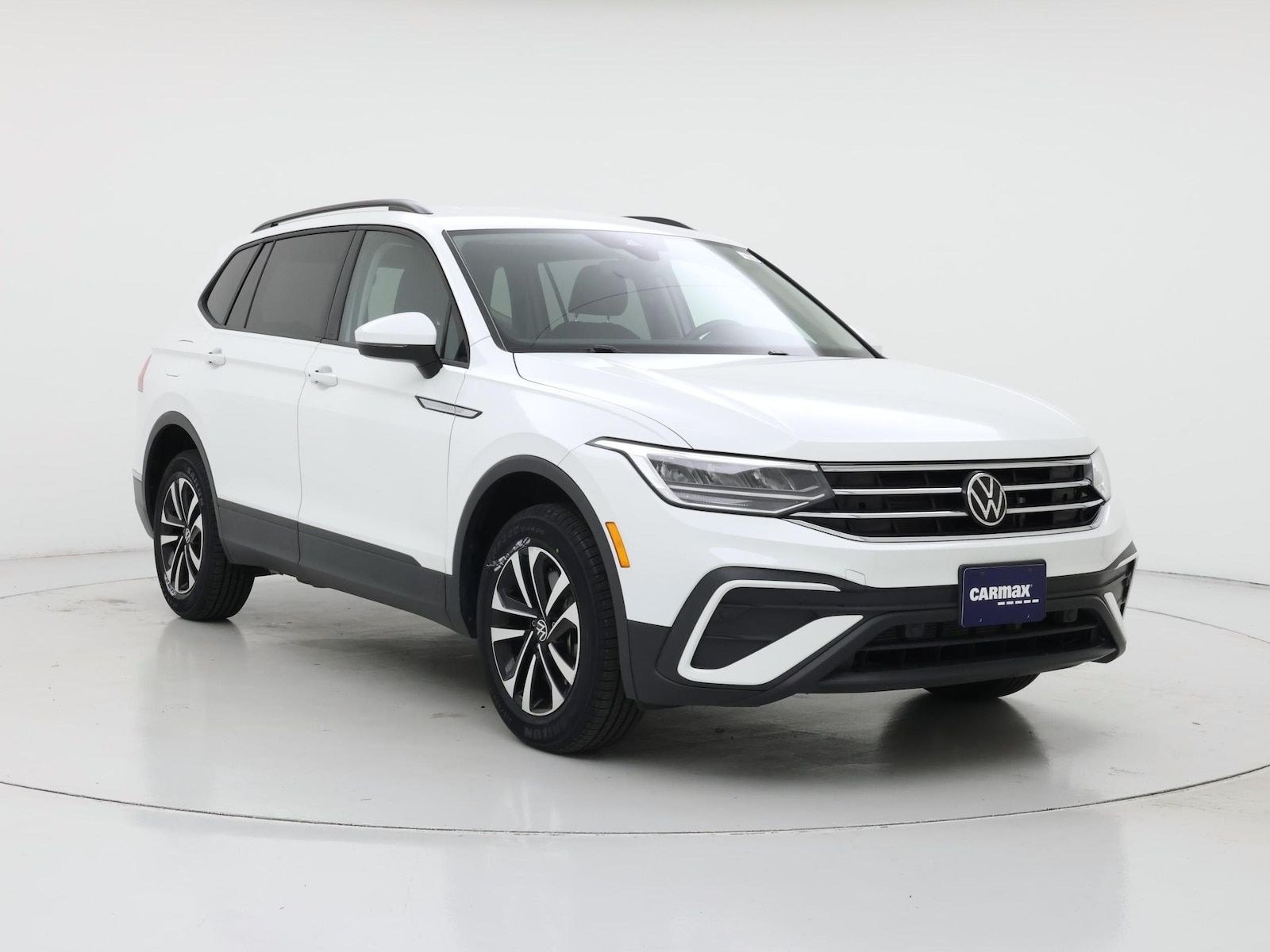 volkswagen tiguan 2023 3VVFB7AX1PM000896 image volkswagen tiguan 2023 3VVFB7AX1PM000896 image