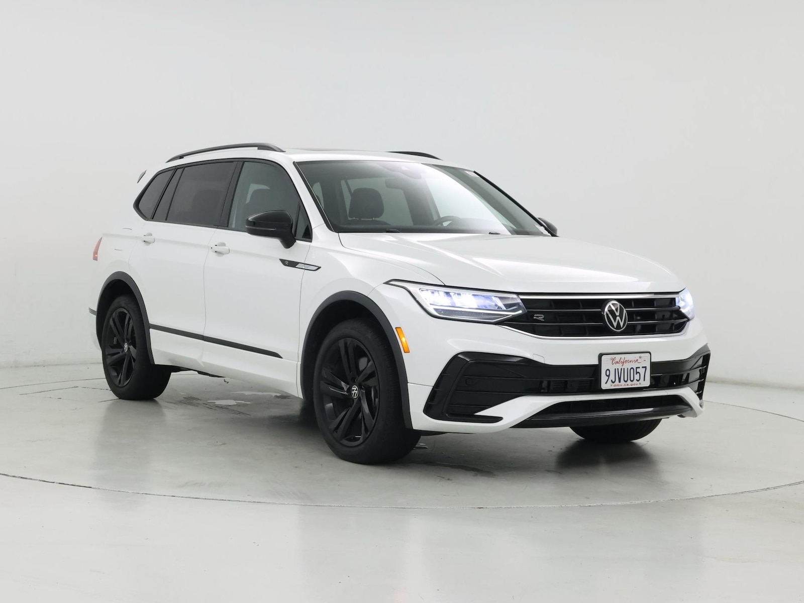 volkswagen tiguan 2023 3VVCB7AX9PM132873 image volkswagen tiguan 2023 3VVCB7AX9PM132873 image