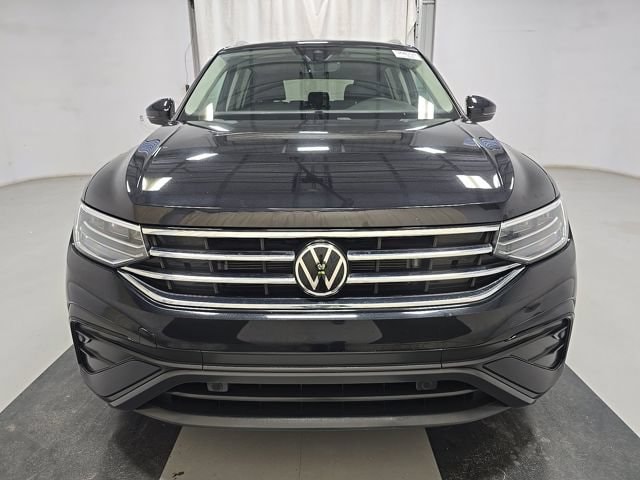 volkswagen tiguan 2023 3VV3B7AX2PM060446 image volkswagen tiguan 2023 3VV3B7AX2PM060446 image