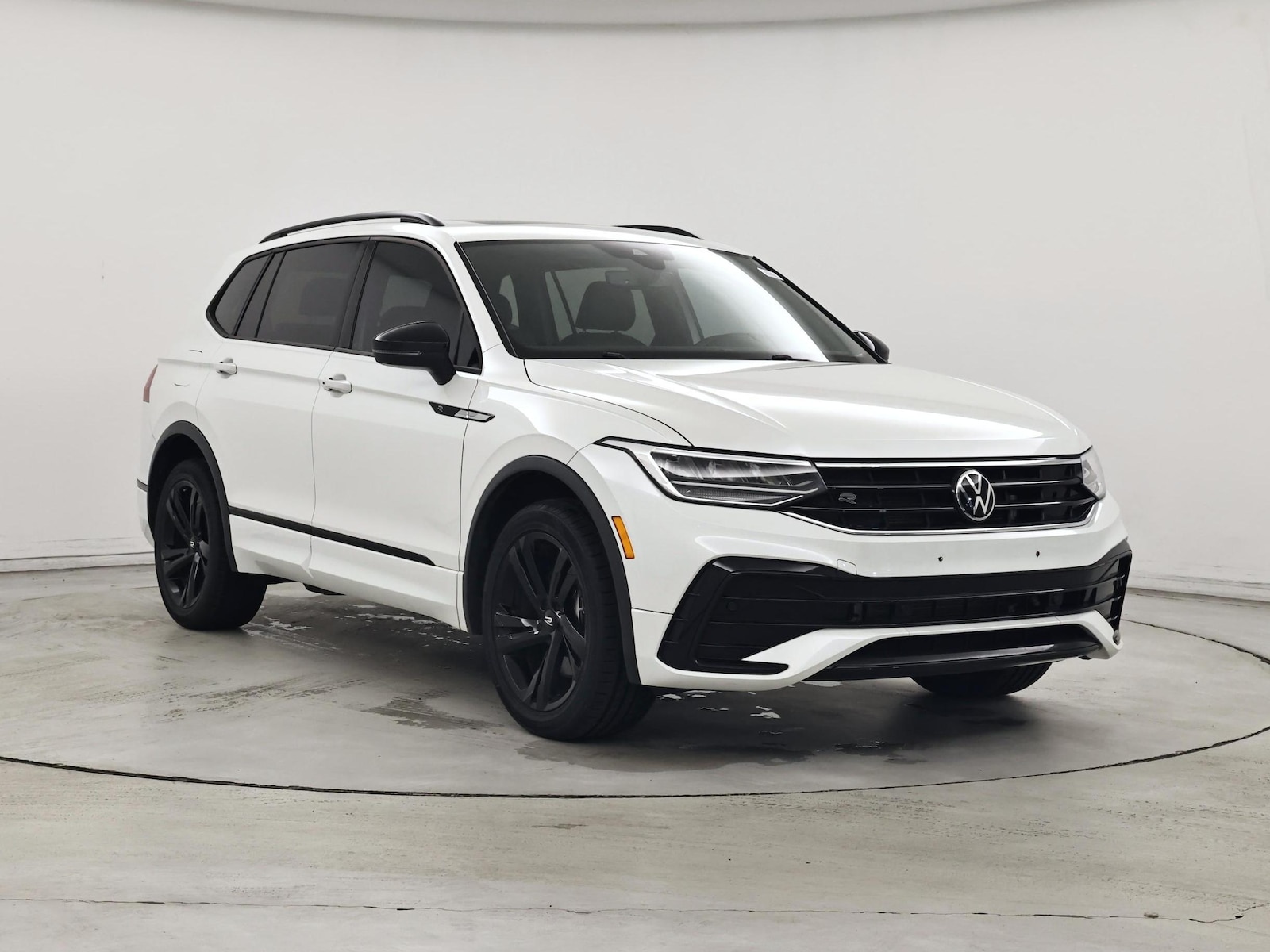 volkswagen tiguan 2023 3VVCB7AX4PM078883 image volkswagen tiguan 2023 3VVCB7AX4PM078883 image