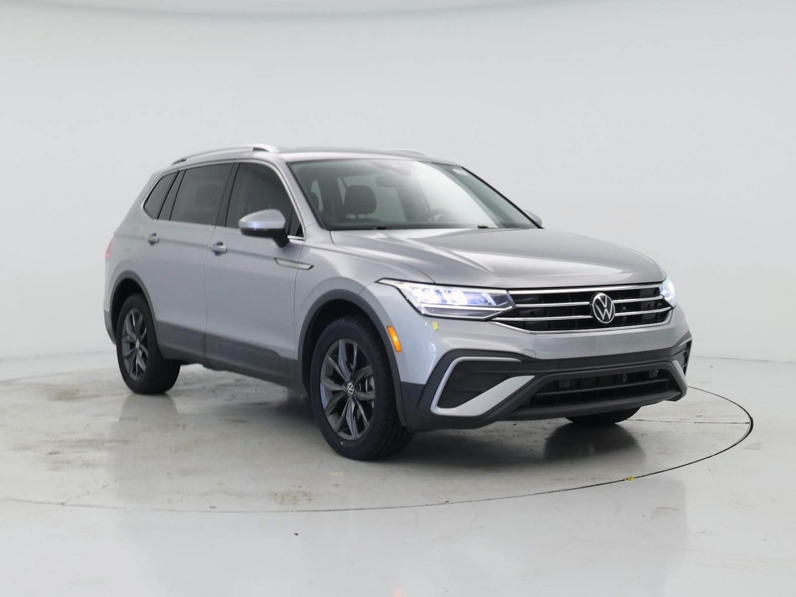 volkswagen tiguan 2023 3VV3B7AX4PM078740 image volkswagen tiguan 2023 3VV3B7AX4PM078740 image