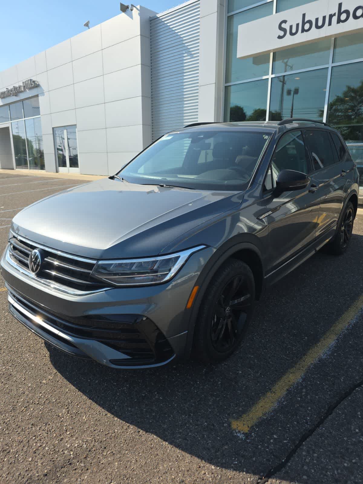 volkswagen tiguan 2023 3VVCB7AX8PM056921 image volkswagen tiguan 2023 3VVCB7AX8PM056921 image