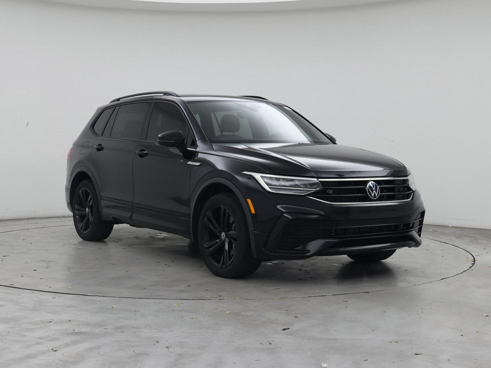 volkswagen tiguan 2023 3VVCB7AX0PM077438 image volkswagen tiguan 2023 3VVCB7AX0PM077438 image