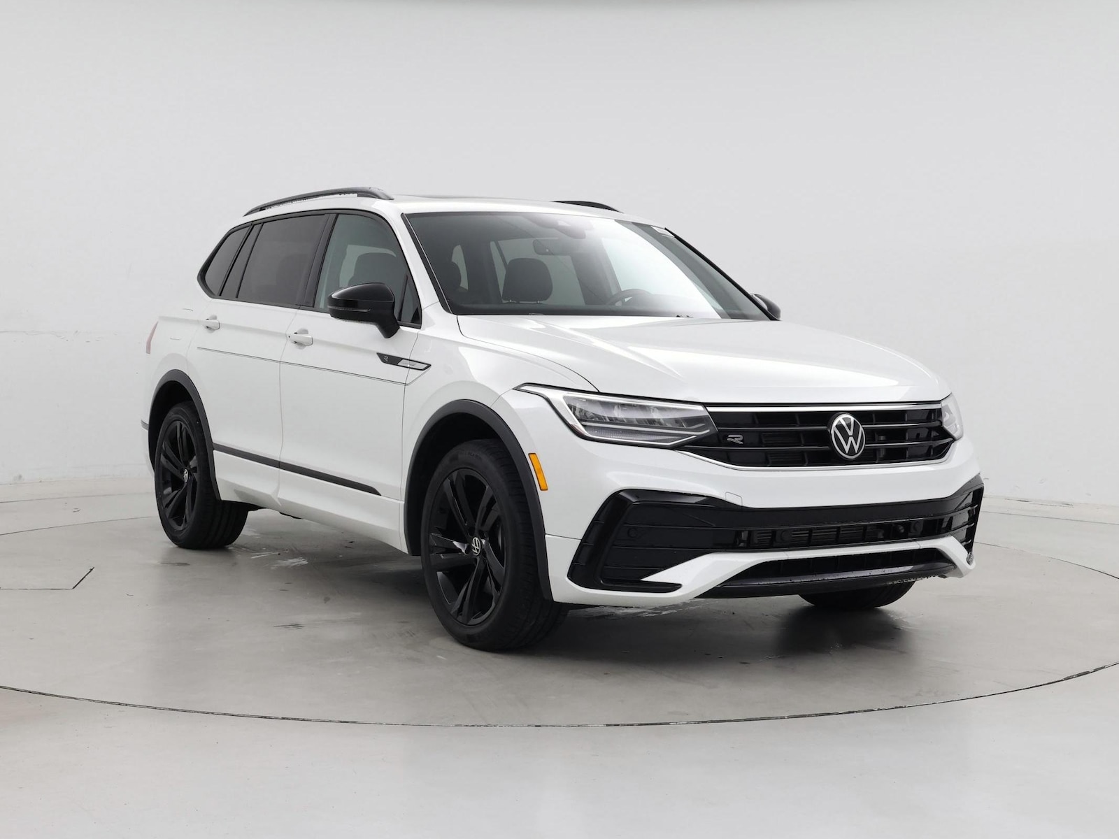 volkswagen tiguan 2023 3VVCB7AX8PM119029 image volkswagen tiguan 2023 3VVCB7AX8PM119029 image