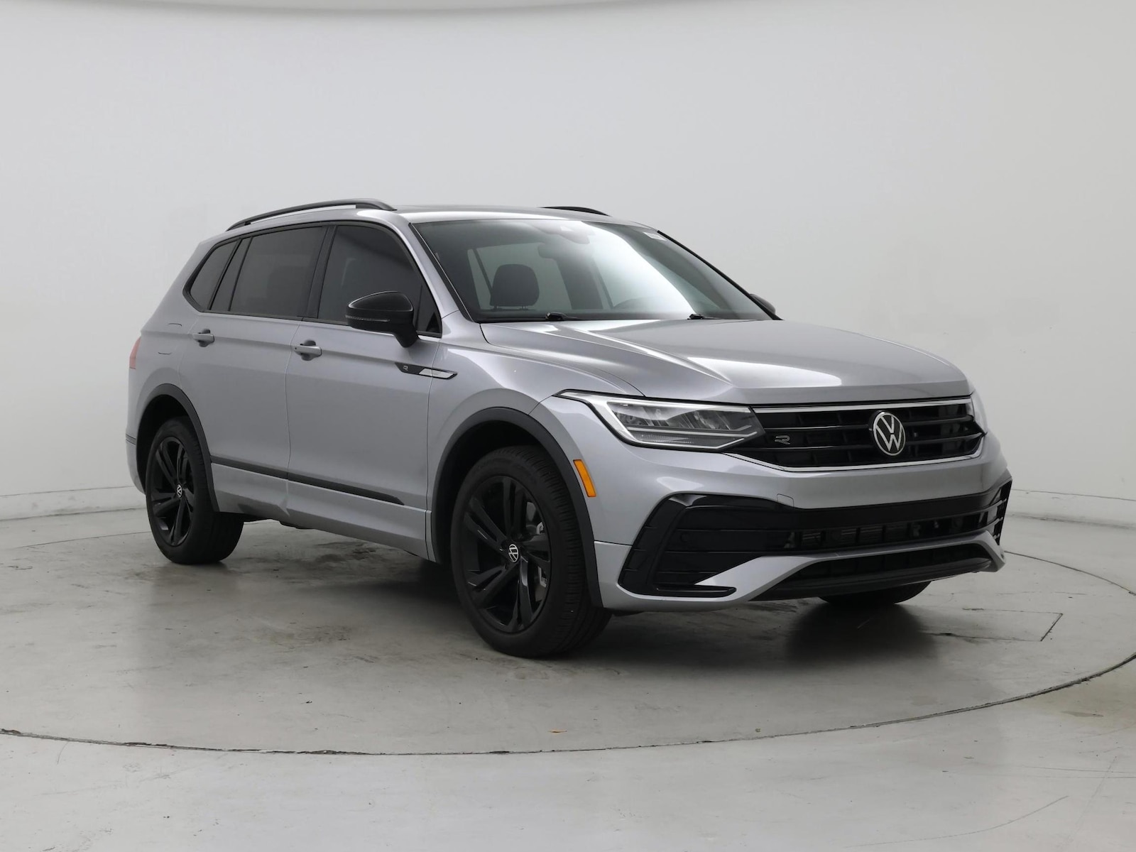 volkswagen tiguan 2023 3VVCB7AX2PM132584 image volkswagen tiguan 2023 3VVCB7AX2PM132584 image