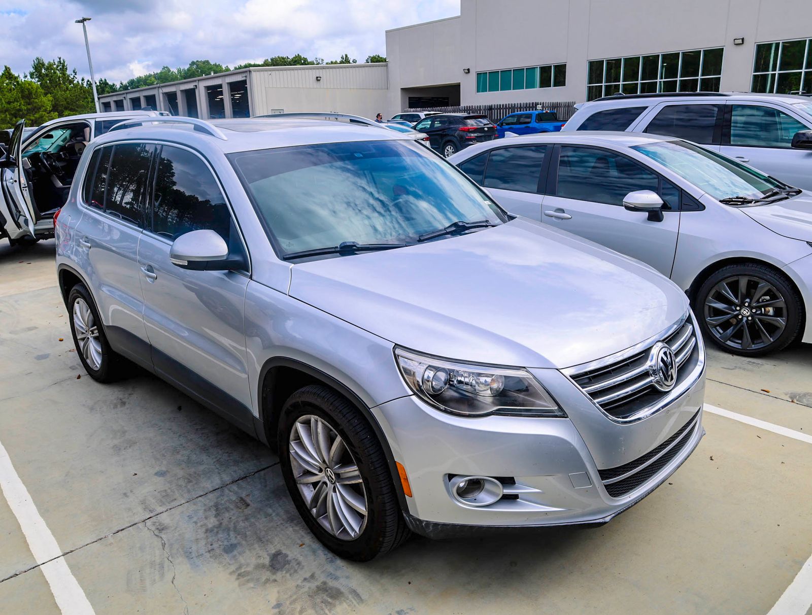 volkswagen tiguan 2009 WVGAV75N19W545519 image volkswagen tiguan 2009 WVGAV75N19W545519 image