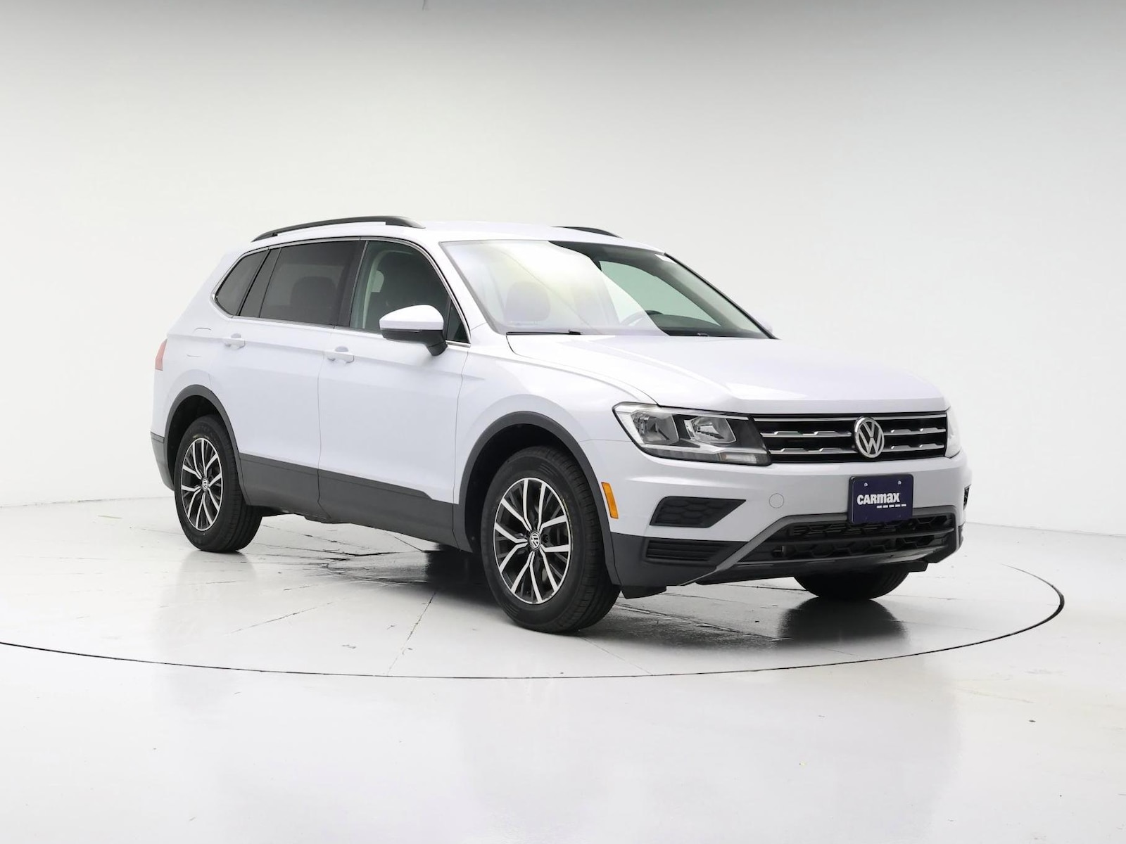 volkswagen tiguan 2019 3VV2B7AX8KM055188 image volkswagen tiguan 2019 3VV2B7AX8KM055188 image