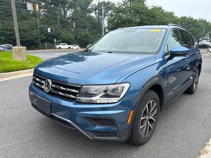 volkswagen tiguan 2019 3VV2B7AX5KM083014 image volkswagen tiguan 2019 3VV2B7AX5KM083014 image
