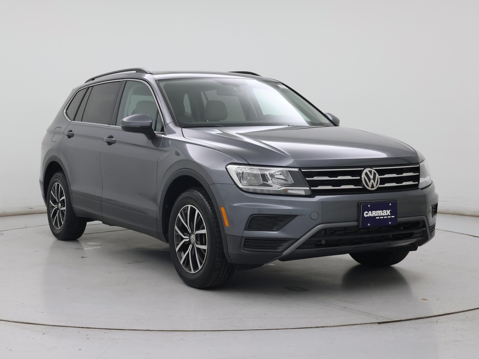 volkswagen tiguan 2019 3VV2B7AX4KM042079 image volkswagen tiguan 2019 3VV2B7AX4KM042079 image
