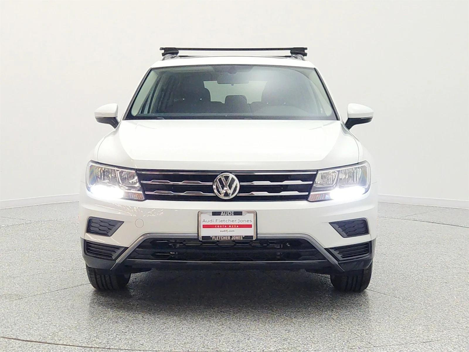 volkswagen tiguan 2019 3VV3B7AX4KM030888 image volkswagen tiguan 2019 3VV3B7AX4KM030888 image