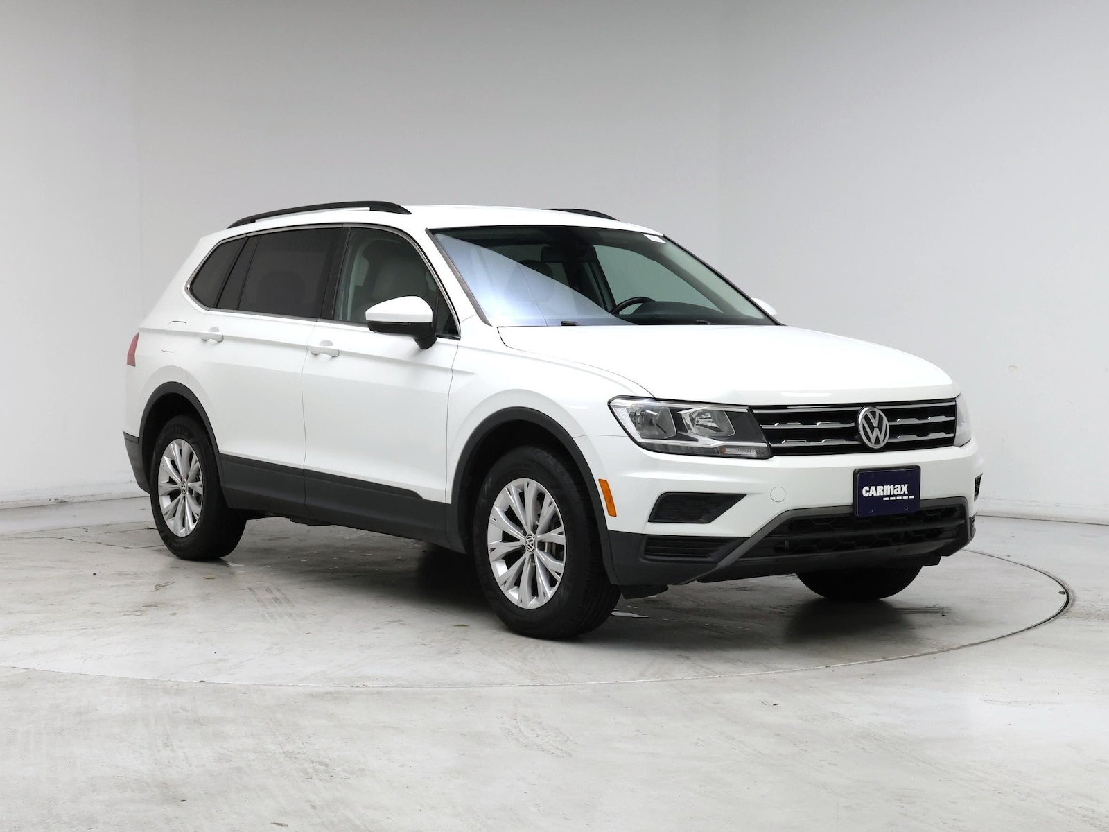 volkswagen tiguan 2019 3VV2B7AX9KM017839 image volkswagen tiguan 2019 3VV2B7AX9KM017839 image