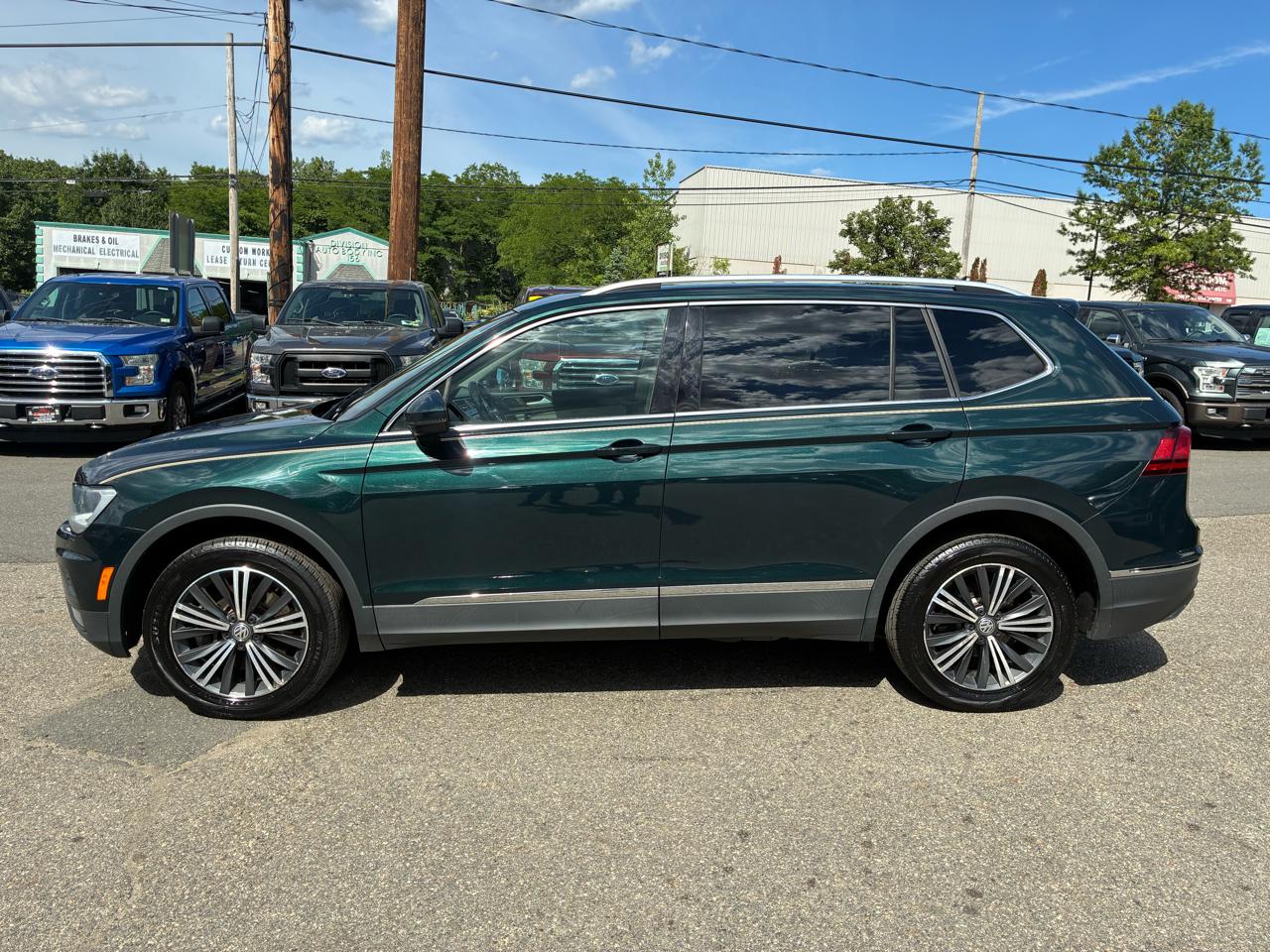 volkswagen tiguan 2019 3VV2B7AX9KM146566 image volkswagen tiguan 2019 3VV2B7AX9KM146566 image