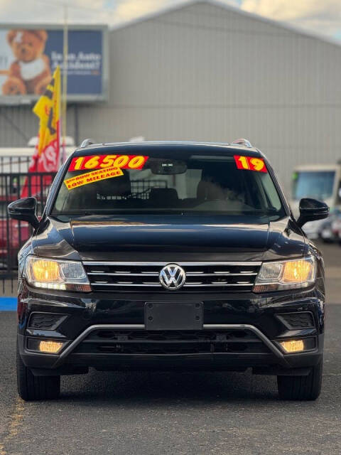 volkswagen tiguan 2019 3VV2B7AX9KM049898 image volkswagen tiguan 2019 3VV2B7AX9KM049898 image