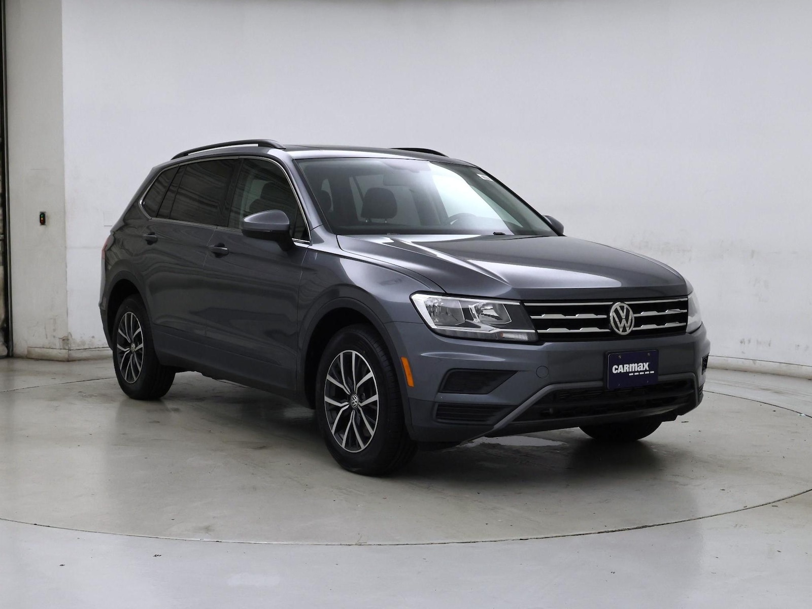volkswagen tiguan 2019 3VV2B7AX3KM008408 image volkswagen tiguan 2019 3VV2B7AX3KM008408 image